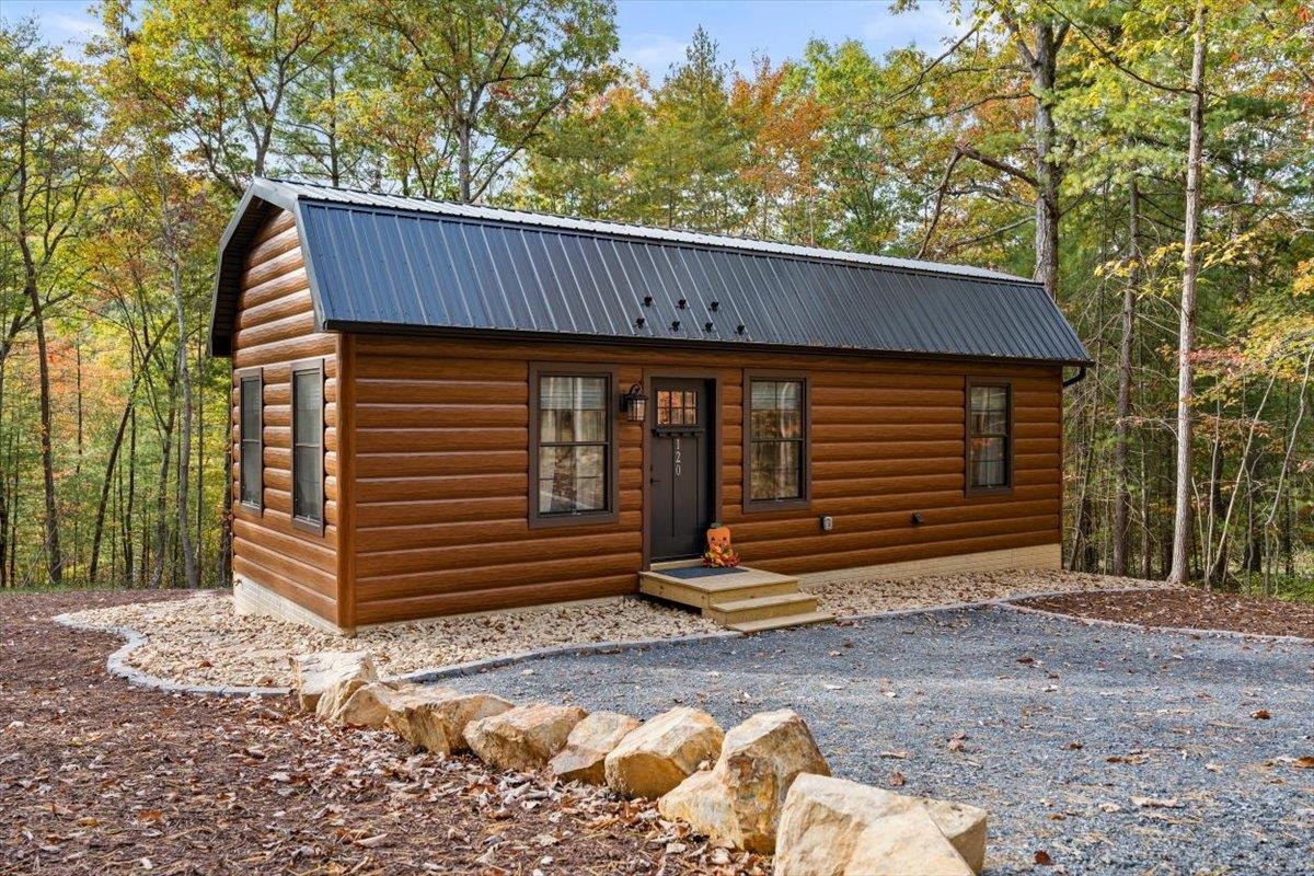 120 CATALPA CT, LURAY, Virginia 22835, 1 Bedroom Bedrooms, ,1 BathroomBathrooms,Residential,The Cabins at Catalpa Ct,120 CATALPA CT,674704 MLS # 674704