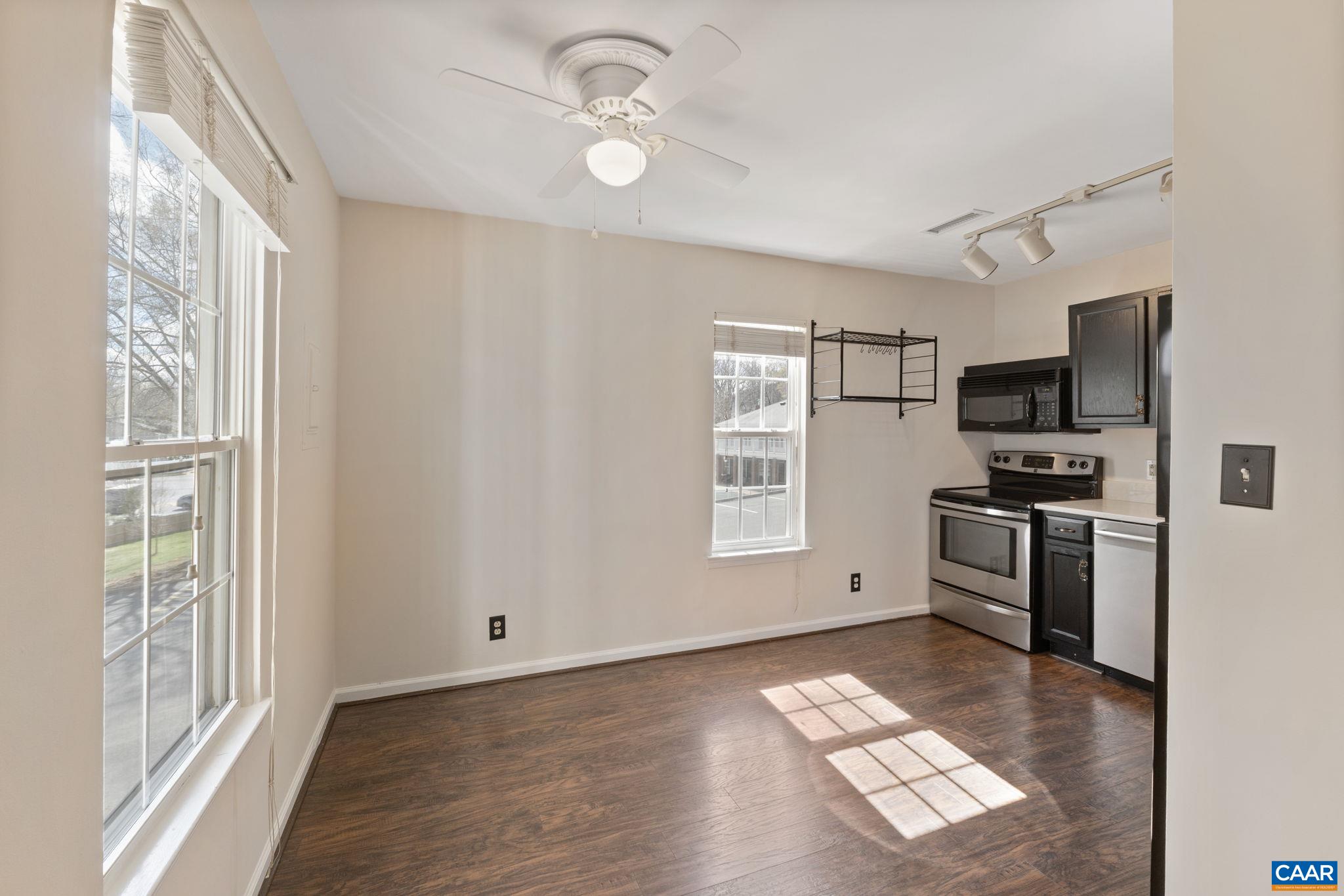 1242 VILLA LN, CHARLOTTESVILLE, Virginia 22903, 2 Bedrooms Bedrooms, ,2 BathroomsBathrooms,Residential,1242 VILLA LN,674740 MLS # 674740