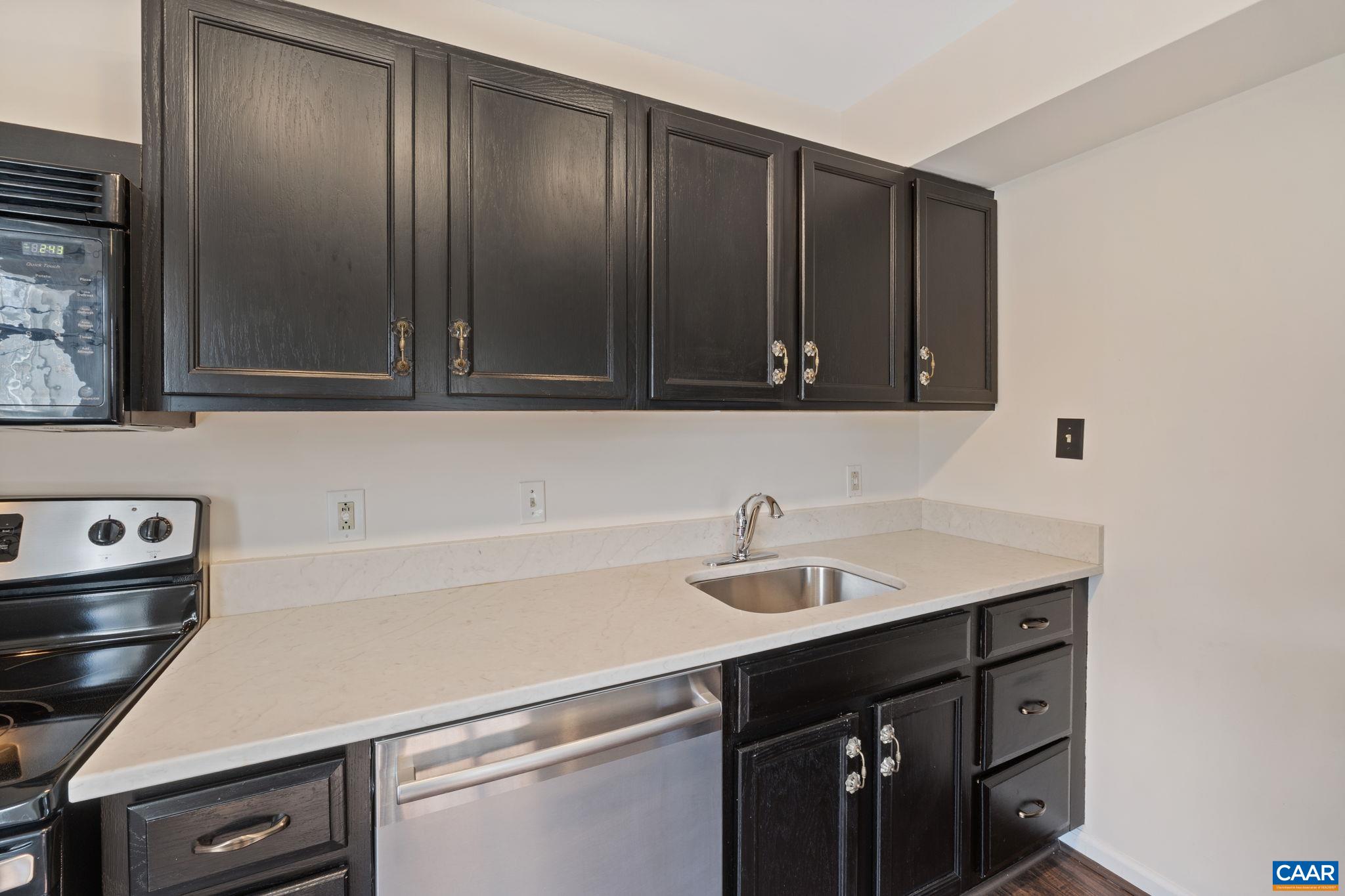 1242 VILLA LN, CHARLOTTESVILLE, Virginia 22903, 2 Bedrooms Bedrooms, ,2 BathroomsBathrooms,Residential,1242 VILLA LN,674740 MLS # 674740