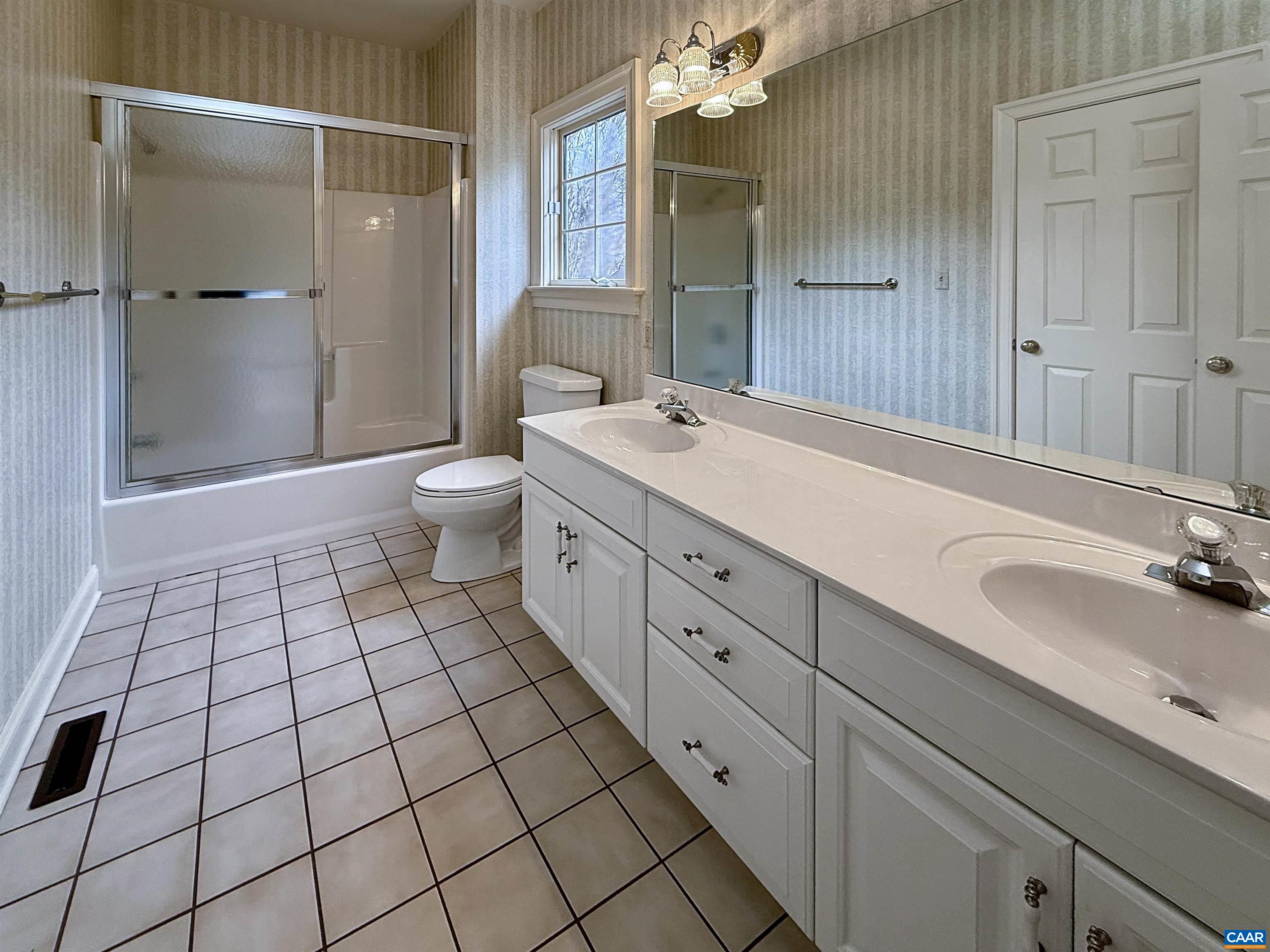 1680 WELLESLEY KNLS, KESWICK, Virginia 22947, 4 Bedrooms Bedrooms, ,3 BathroomsBathrooms,Residential,1680 WELLESLEY KNLS,674774 MLS # 674774 1680 WELLESLEY KNLS, KESWICK, Virginia 22947, 4 Bedrooms Bedrooms, ,3 BathroomsBathrooms,Residential,1680 WELLESLEY KNLS,674774 MLS # 674774