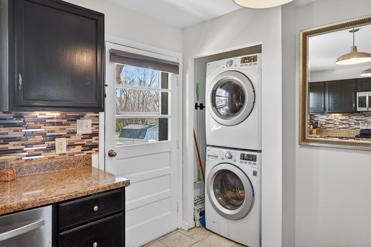 926 JEFFERSON ST, HARRISONBURG, Virginia 22801, 3 Bedrooms Bedrooms, ,1 BathroomBathrooms,Residential,926 JEFFERSON ST,674839 MLS # 674839