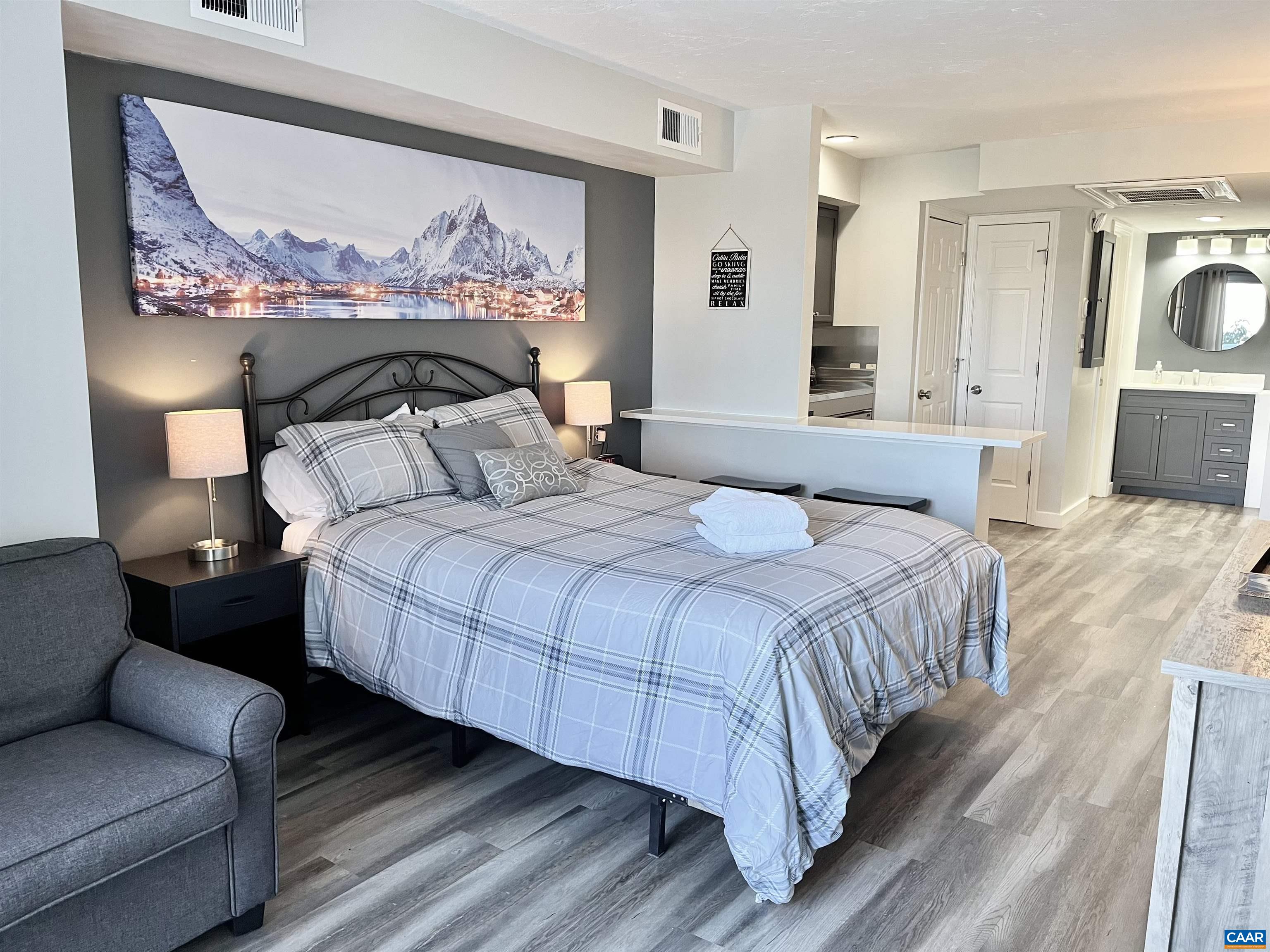 2052 STONE RIDGE CONDOS, WINTERGREEN, Virginia 22967, 1 Bedroom Bedrooms, ,1 BathroomBathrooms,Residential,2052 STONE RIDGE CONDOS,674840 MLS # 674840