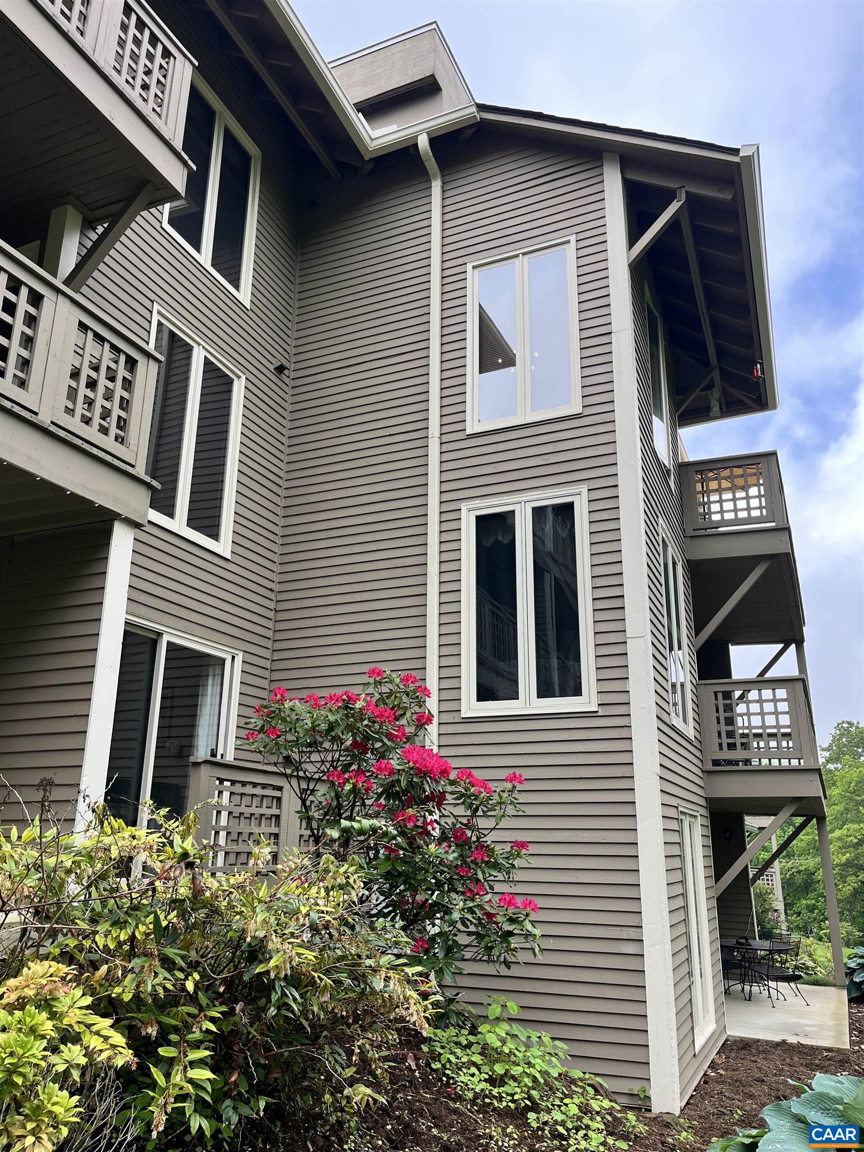 2052 STONE RIDGE CONDOS, WINTERGREEN, Virginia 22967, 1 Bedroom Bedrooms, ,1 BathroomBathrooms,Residential,2052 STONE RIDGE CONDOS,674840 MLS # 674840