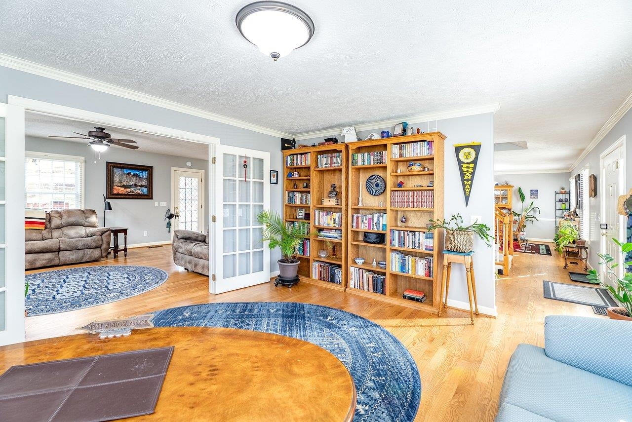 760 CONFEDERACY DR, PENN LAIRD, Virginia 22846, 4 Bedrooms Bedrooms, ,2 BathroomsBathrooms,Residential,760 CONFEDERACY DR,674842 MLS # 674842 760 CONFEDERACY DR, PENN LAIRD, Virginia 22846, 4 Bedrooms Bedrooms, ,2 BathroomsBathrooms,Residential,760 CONFEDERACY DR,674842 MLS # 674842