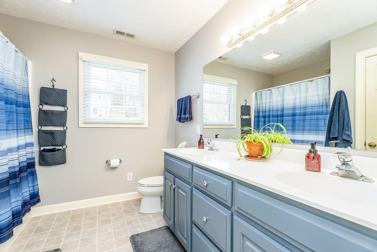 760 CONFEDERACY DR, PENN LAIRD, Virginia 22846, 4 Bedrooms Bedrooms, ,2 BathroomsBathrooms,Residential,760 CONFEDERACY DR,674842 MLS # 674842 760 CONFEDERACY DR, PENN LAIRD, Virginia 22846, 4 Bedrooms Bedrooms, ,2 BathroomsBathrooms,Residential,760 CONFEDERACY DR,674842 MLS # 674842