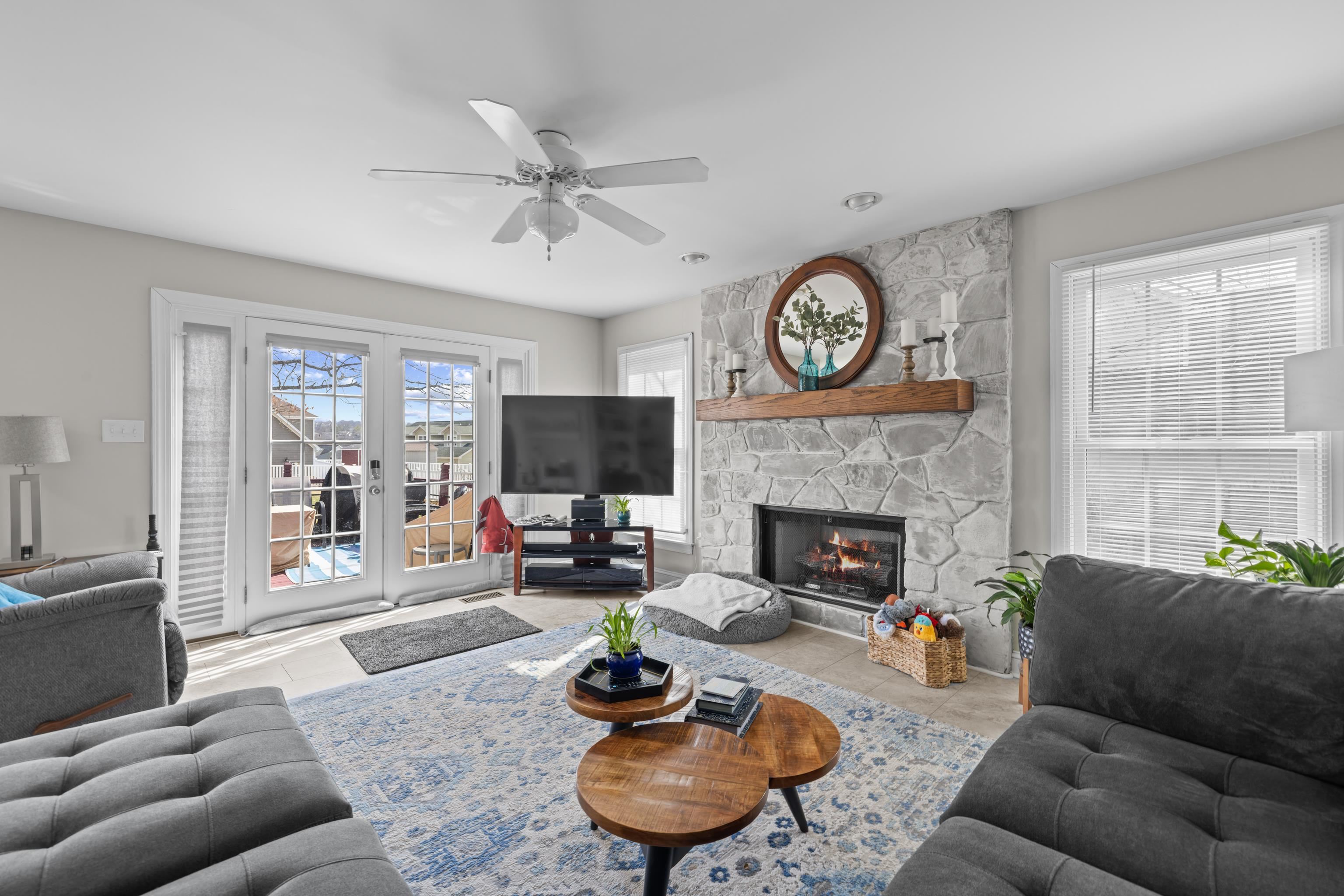 1540 APPLE RIDGE CT, HARRISONBURG, Virginia 22801, 4 Bedrooms Bedrooms, ,2 BathroomsBathrooms,Residential,1540 APPLE RIDGE CT,674846 MLS # 674846