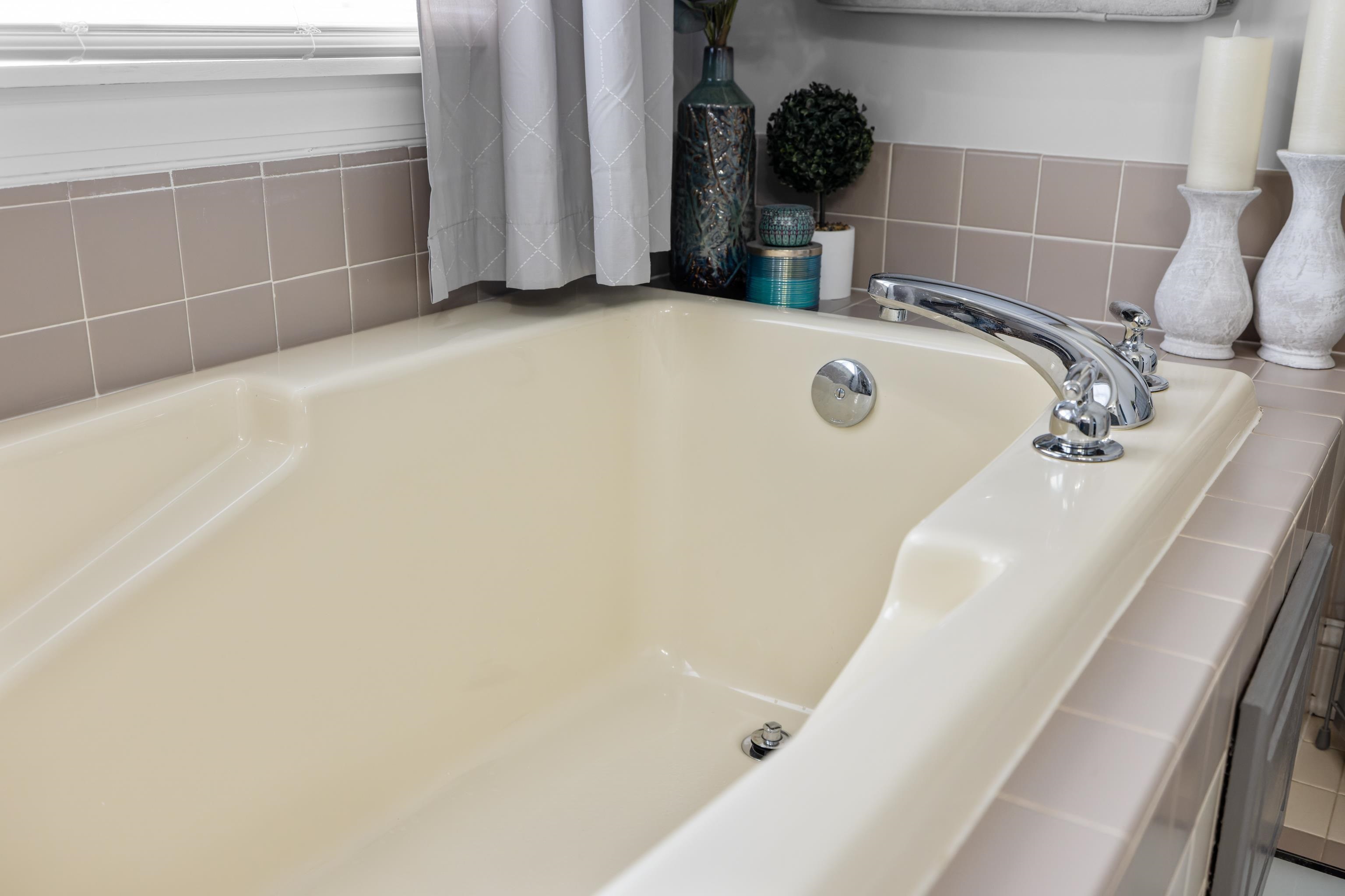 1540 APPLE RIDGE CT, HARRISONBURG, Virginia 22801, 4 Bedrooms Bedrooms, ,2 BathroomsBathrooms,Residential,1540 APPLE RIDGE CT,674846 MLS # 674846