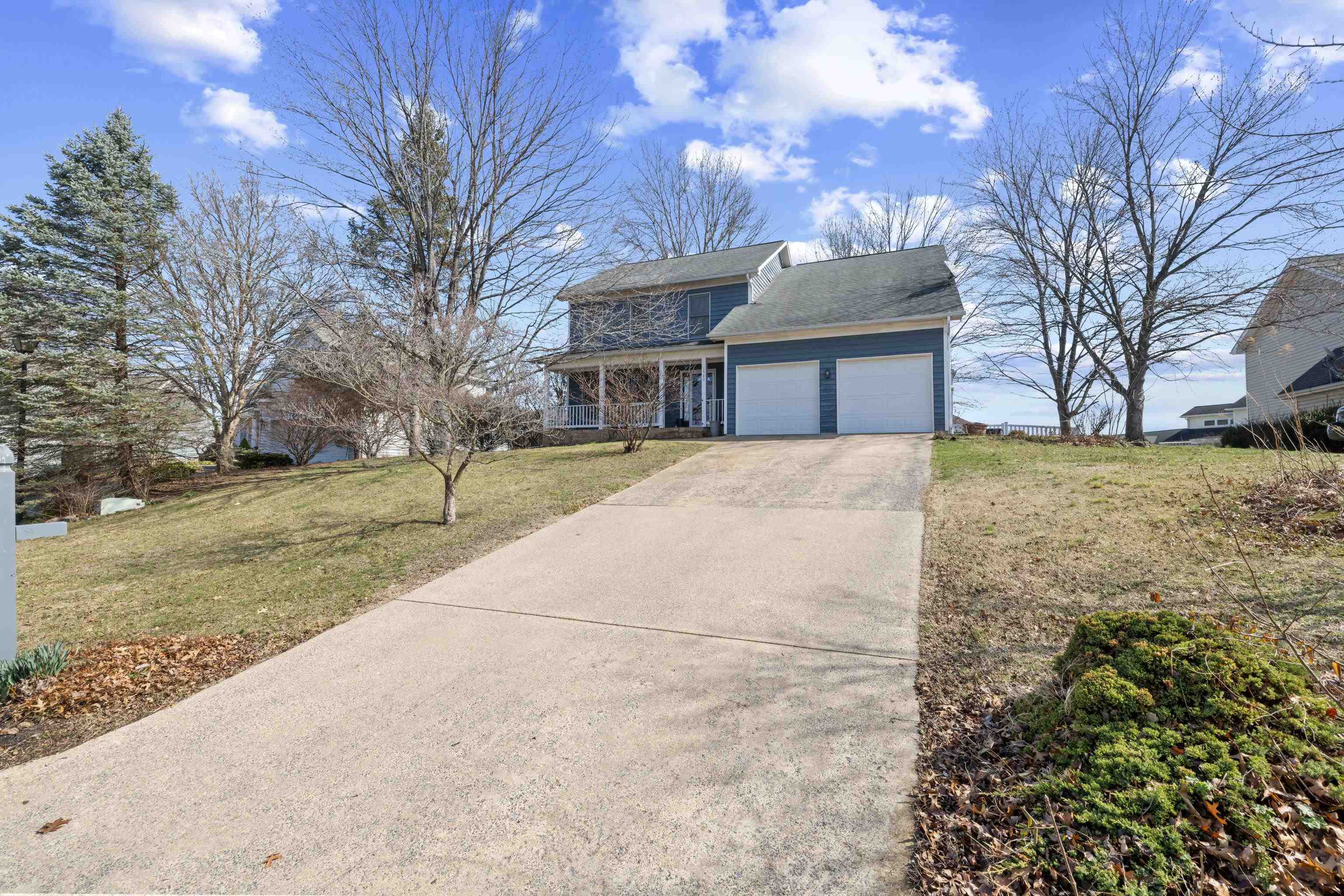 1540 APPLE RIDGE CT, HARRISONBURG, Virginia 22801, 4 Bedrooms Bedrooms, ,2 BathroomsBathrooms,Residential,1540 APPLE RIDGE CT,674846 MLS # 674846