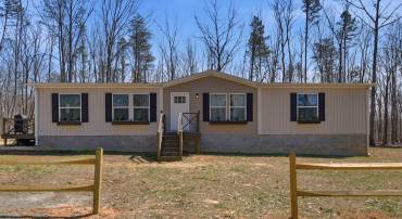 215 BUNNYS TRL, LOUISA, Virginia 23093, 3 Bedrooms Bedrooms, ,2 BathroomsBathrooms,Residential,215 BUNNYS TRL,674852 MLS # 674852