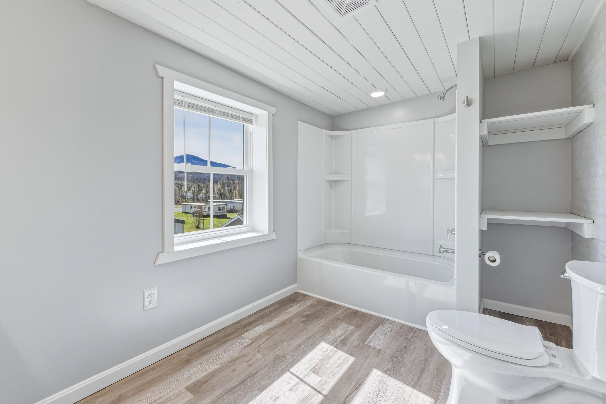 773 W MAIN ST, STANLEY, Virginia 22851, 5 Bedrooms Bedrooms, ,3 BathroomsBathrooms,Residential,773 W MAIN ST,674855 MLS # 674855