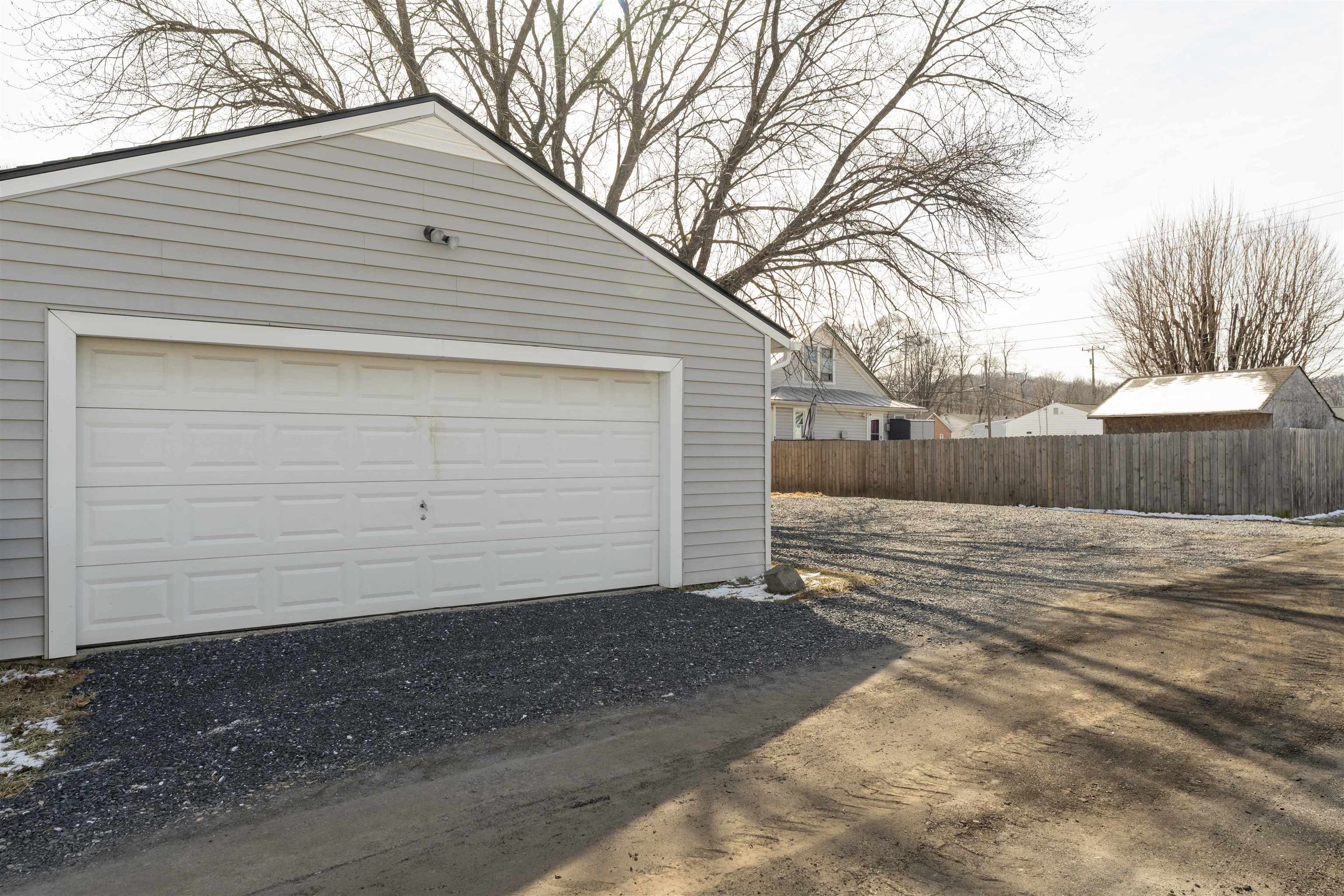 413 N CHARLOTTE AVE, WAYNESBORO, Virginia 22980, ,Residential,413 N CHARLOTTE AVE,674883 MLS # 674883