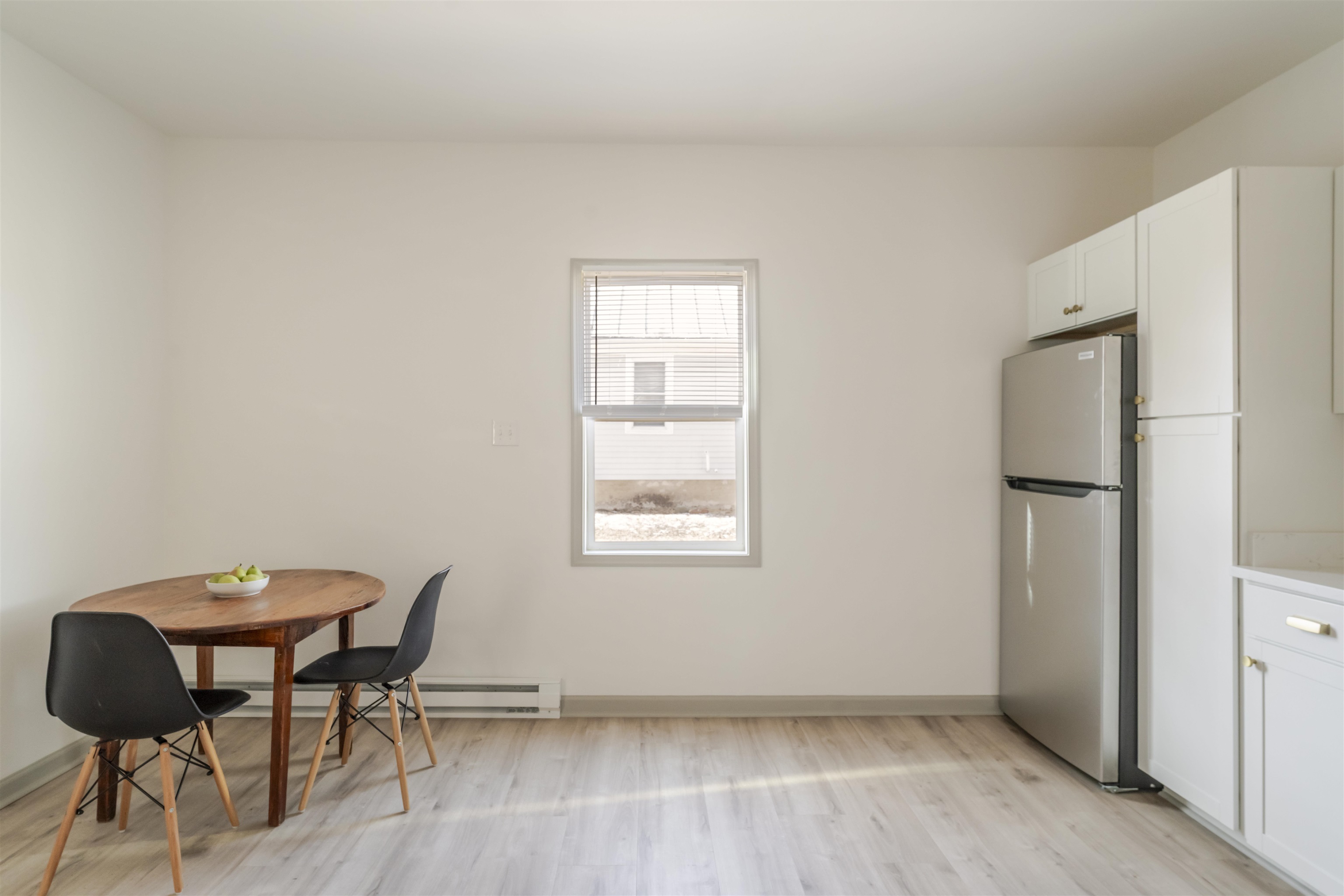 413 N CHARLOTTE AVE, WAYNESBORO, Virginia 22980, ,Residential,413 N CHARLOTTE AVE,674883 MLS # 674883