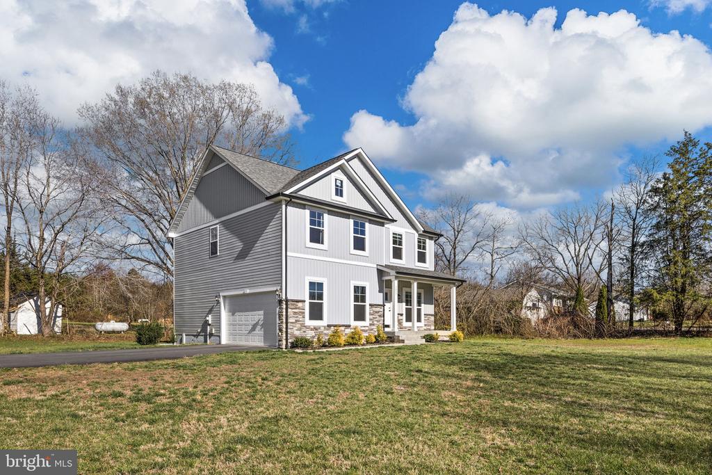 5835 SMITH STATION RD, FREDERICKSBURG, Virginia 22407, 3 Bedrooms Bedrooms, ,2 BathroomsBathrooms,Residential,5835 SMITH STATION RD,VASP2040124 MLS # VASP2040124