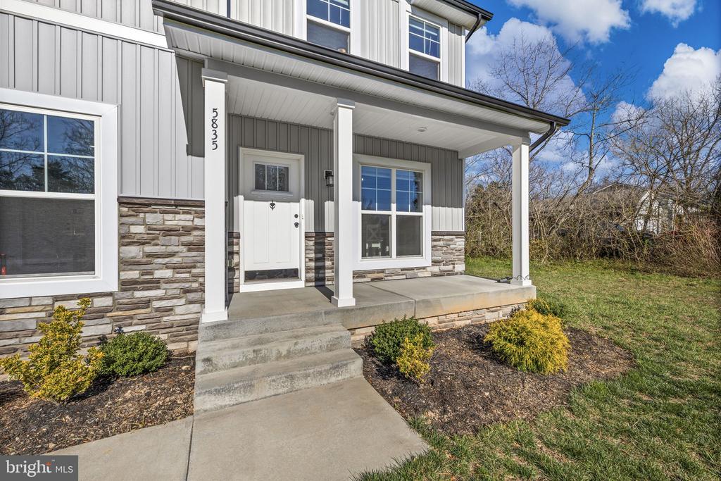 5835 SMITH STATION RD, FREDERICKSBURG, Virginia 22407, 3 Bedrooms Bedrooms, ,2 BathroomsBathrooms,Residential,5835 SMITH STATION RD,VASP2040124 MLS # VASP2040124