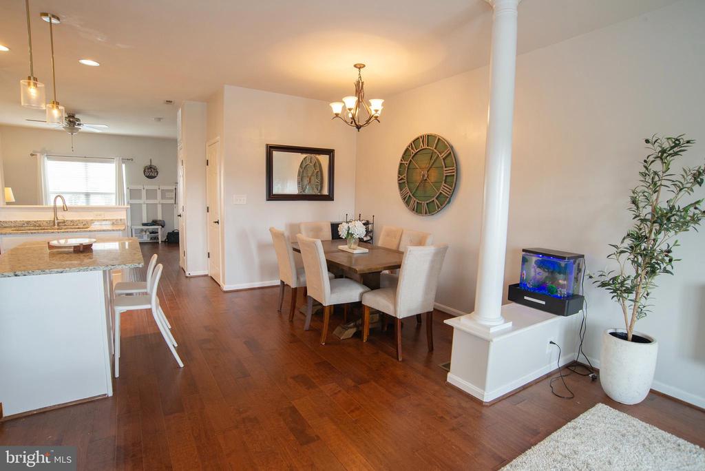 10216 OSAGE DR, FREDERICKSBURG, Virginia 22408, 4 Bedrooms Bedrooms, ,3 BathroomsBathrooms,Residential,10216 OSAGE DR,VASP2040326 MLS # VASP2040326