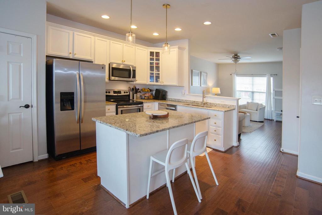 10216 OSAGE DR, FREDERICKSBURG, Virginia 22408, 4 Bedrooms Bedrooms, ,3 BathroomsBathrooms,Residential,10216 OSAGE DR,VASP2040326 MLS # VASP2040326