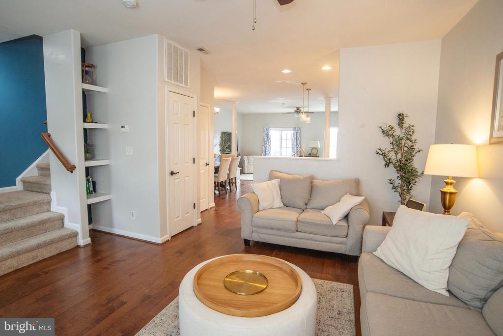 10216 OSAGE DR, FREDERICKSBURG, Virginia 22408, 4 Bedrooms Bedrooms, ,3 BathroomsBathrooms,Residential,10216 OSAGE DR,VASP2040326 MLS # VASP2040326