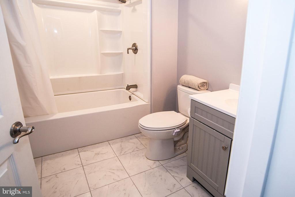 10216 OSAGE DR, FREDERICKSBURG, Virginia 22408, 4 Bedrooms Bedrooms, ,3 BathroomsBathrooms,Residential,10216 OSAGE DR,VASP2040326 MLS # VASP2040326