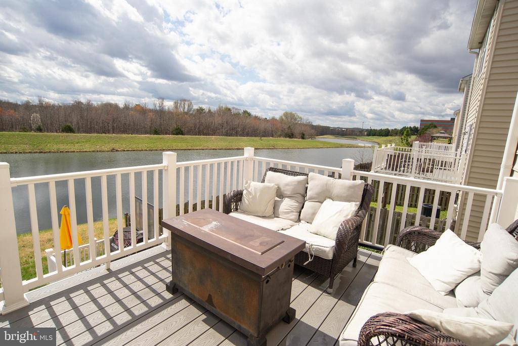 10216 OSAGE DR, FREDERICKSBURG, Virginia 22408, 4 Bedrooms Bedrooms, ,3 BathroomsBathrooms,Residential,10216 OSAGE DR,VASP2040326 MLS # VASP2040326