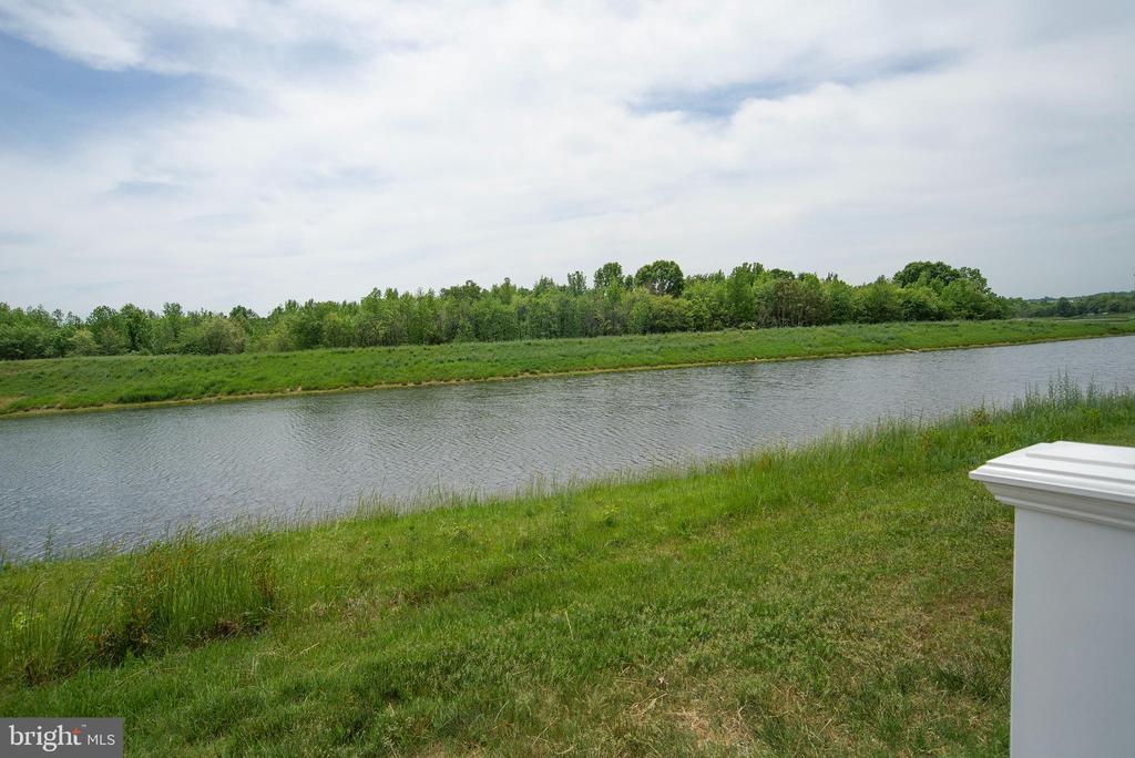 10216 OSAGE DR, FREDERICKSBURG, Virginia 22408, 4 Bedrooms Bedrooms, ,3 BathroomsBathrooms,Residential,10216 OSAGE DR,VASP2040326 MLS # VASP2040326