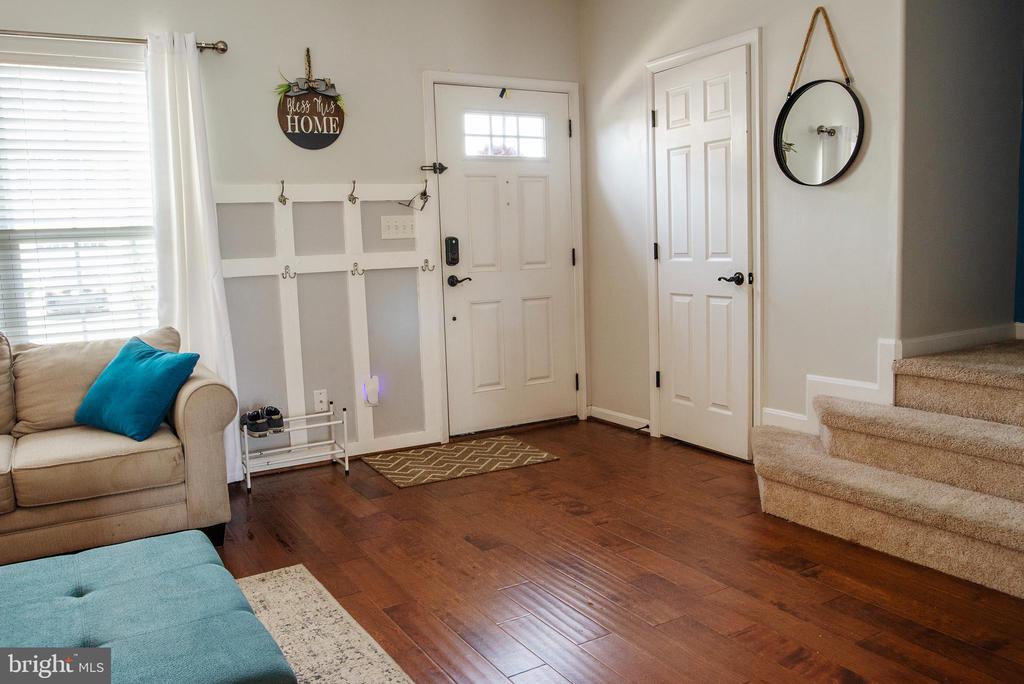 10216 OSAGE DR, FREDERICKSBURG, Virginia 22408, 4 Bedrooms Bedrooms, ,3 BathroomsBathrooms,Residential,10216 OSAGE DR,VASP2040326 MLS # VASP2040326