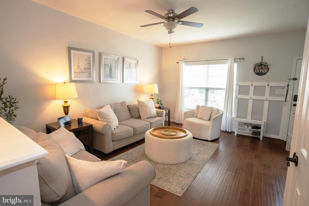 10216 OSAGE DR, FREDERICKSBURG, Virginia 22408, 4 Bedrooms Bedrooms, ,3 BathroomsBathrooms,Residential,10216 OSAGE DR,VASP2040326 MLS # VASP2040326