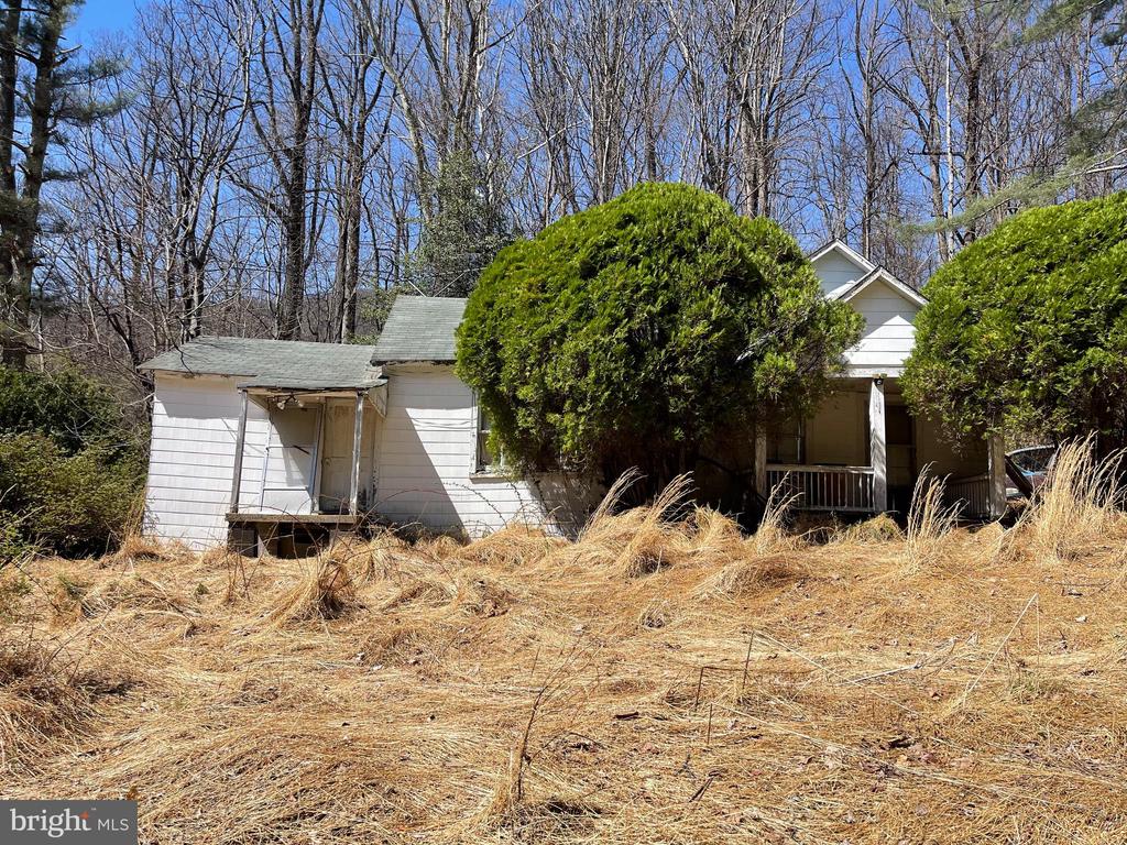 4100 HEARDS LN, AFTON, Virginia 22920, 3 Bedrooms Bedrooms, ,Residential,4100 HEARDS LN,VAAB2001172 MLS # VAAB2001172