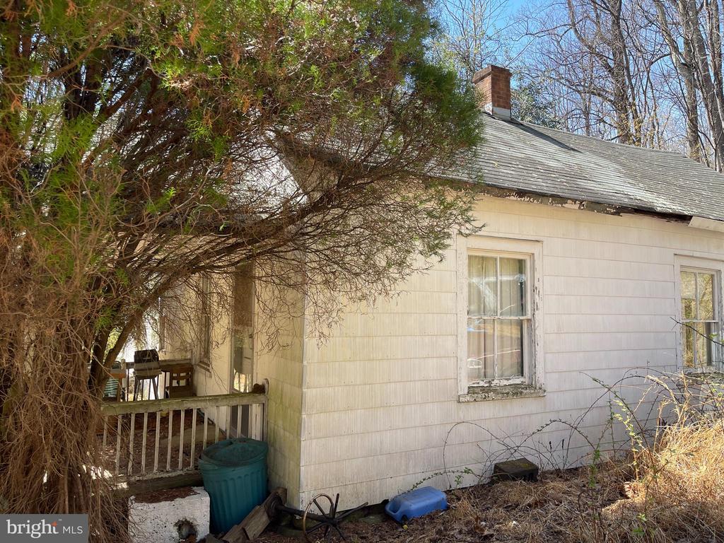 4100 HEARDS LN, AFTON, Virginia 22920, 3 Bedrooms Bedrooms, ,Residential,4100 HEARDS LN,VAAB2001172 MLS # VAAB2001172