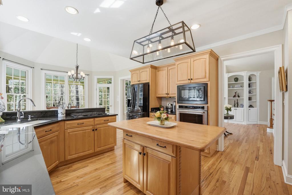 11608 LONGSTREET DR, SPOTSYLVANIA, Virginia 22551, 4 Bedrooms Bedrooms, ,2 BathroomsBathrooms,Residential,11608 LONGSTREET DR,VASP2039728 MLS # VASP2039728