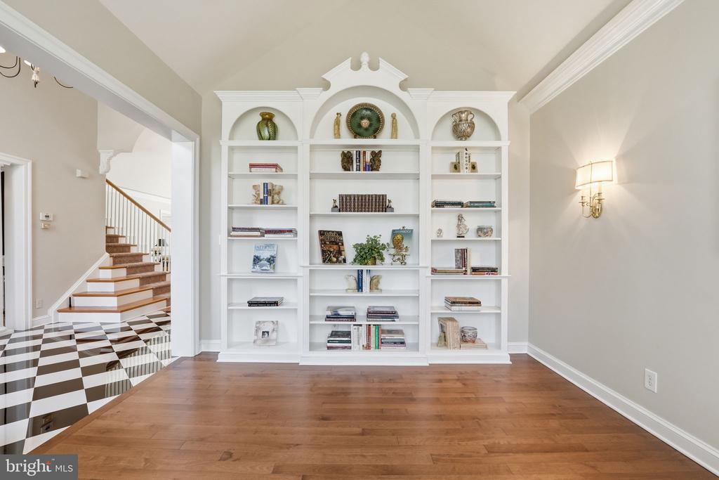 11608 LONGSTREET DR, SPOTSYLVANIA, Virginia 22551, 4 Bedrooms Bedrooms, ,2 BathroomsBathrooms,Residential,11608 LONGSTREET DR,VASP2039728 MLS # VASP2039728