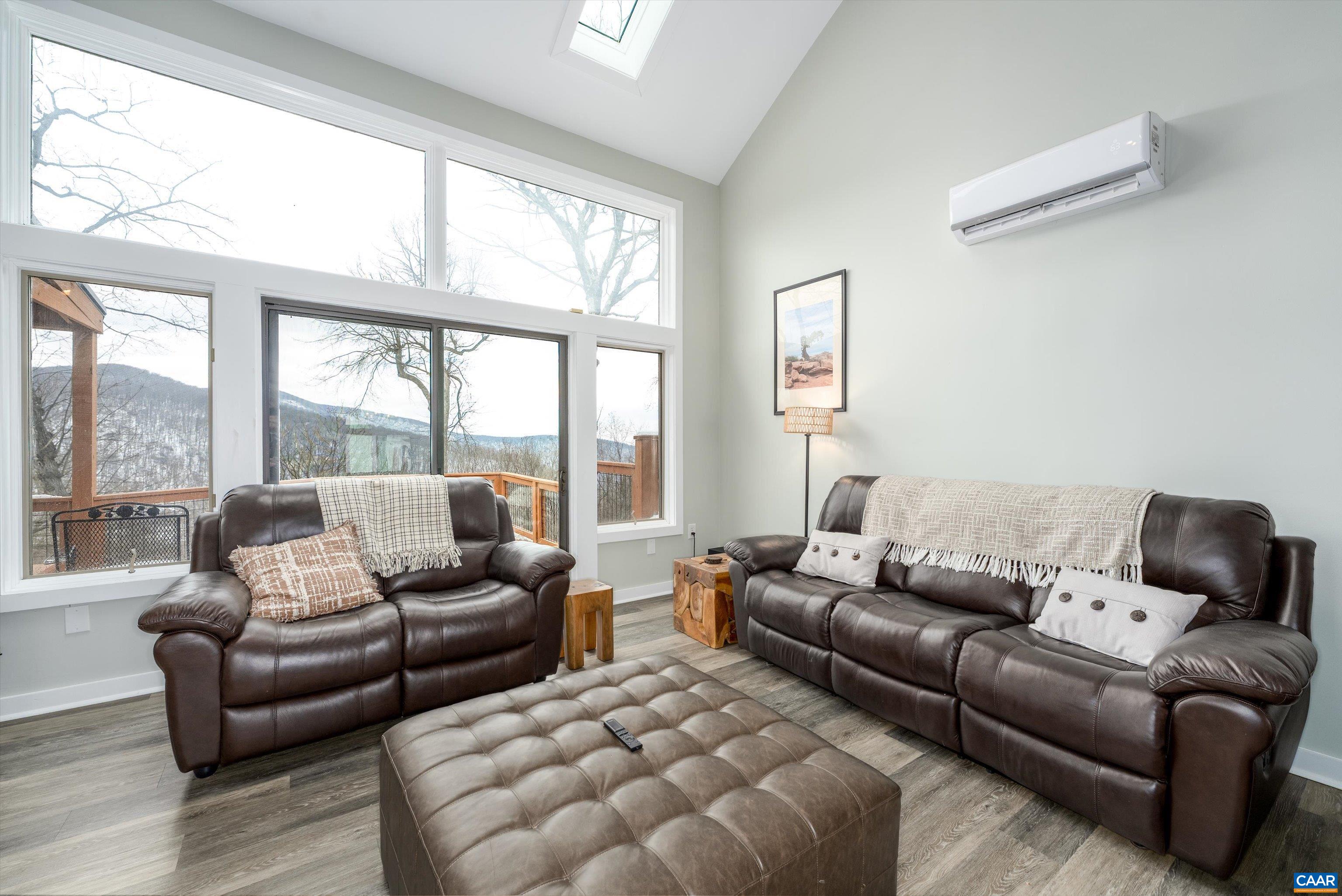 131 CRAWFORDS EDGE, WINTERGREEN, Virginia 22967, 4 Bedrooms Bedrooms, ,3 BathroomsBathrooms,Residential,131 CRAWFORDS EDGE,674294 MLS # 674294