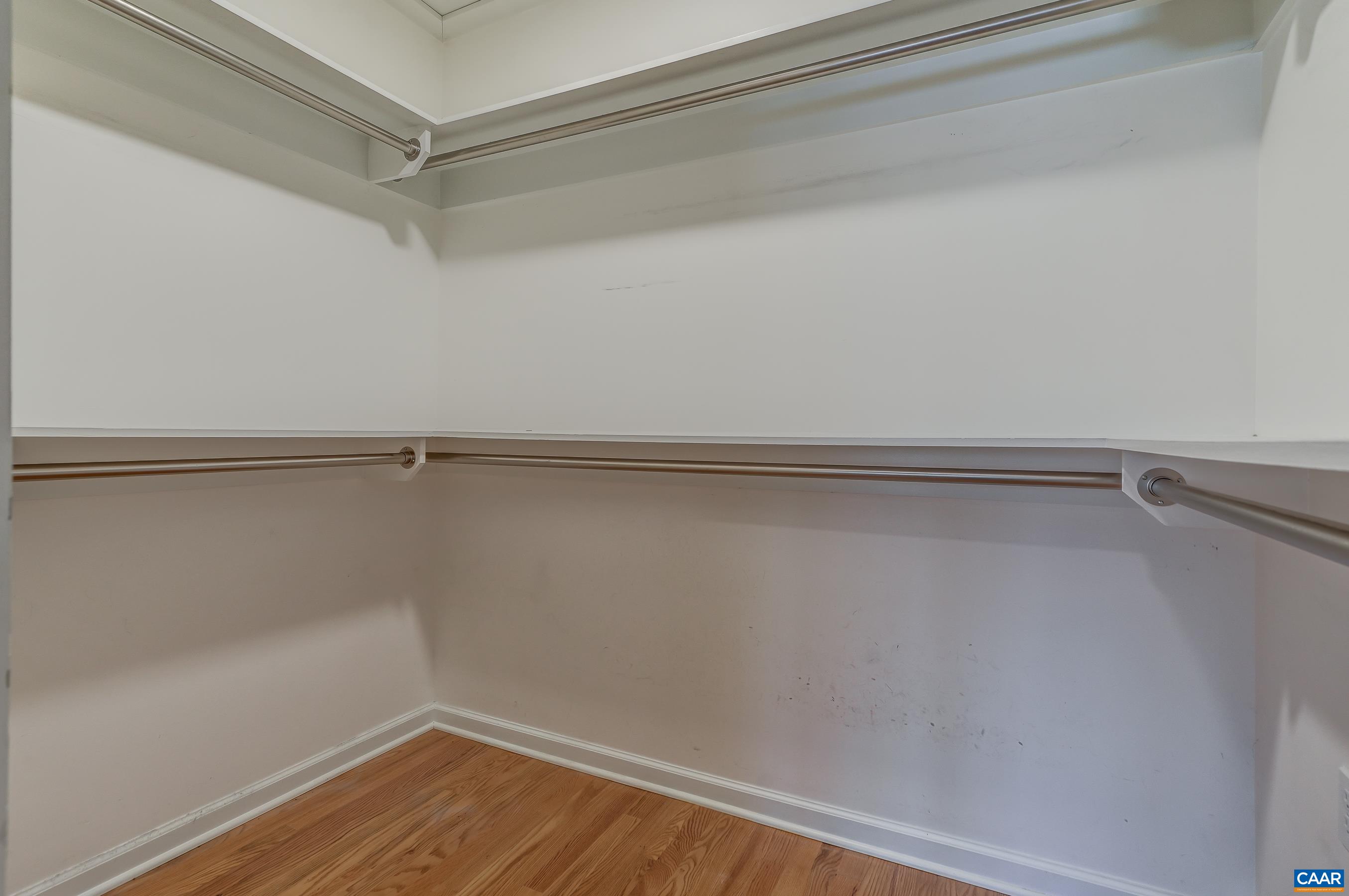 Hard to find in these charming Greenbrier homes! Hard to find in these charming Greenbrier homes!