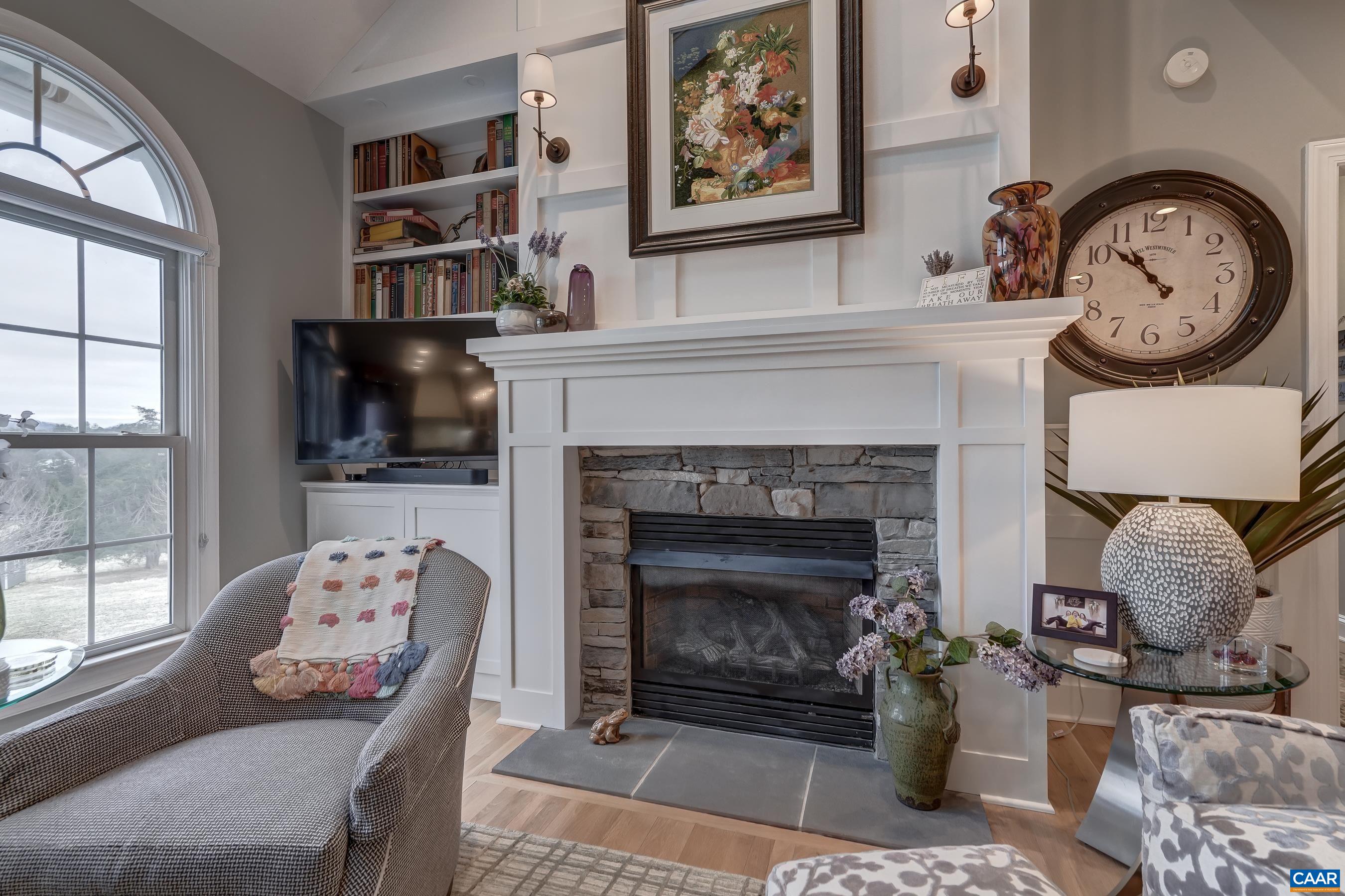Gas fireplace with built-ins. Gas fireplace with built-ins.