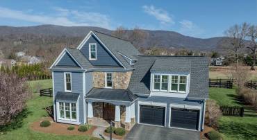 5 beds 4.5 baths in Creekside in Old Trail with amazing Mountain views!