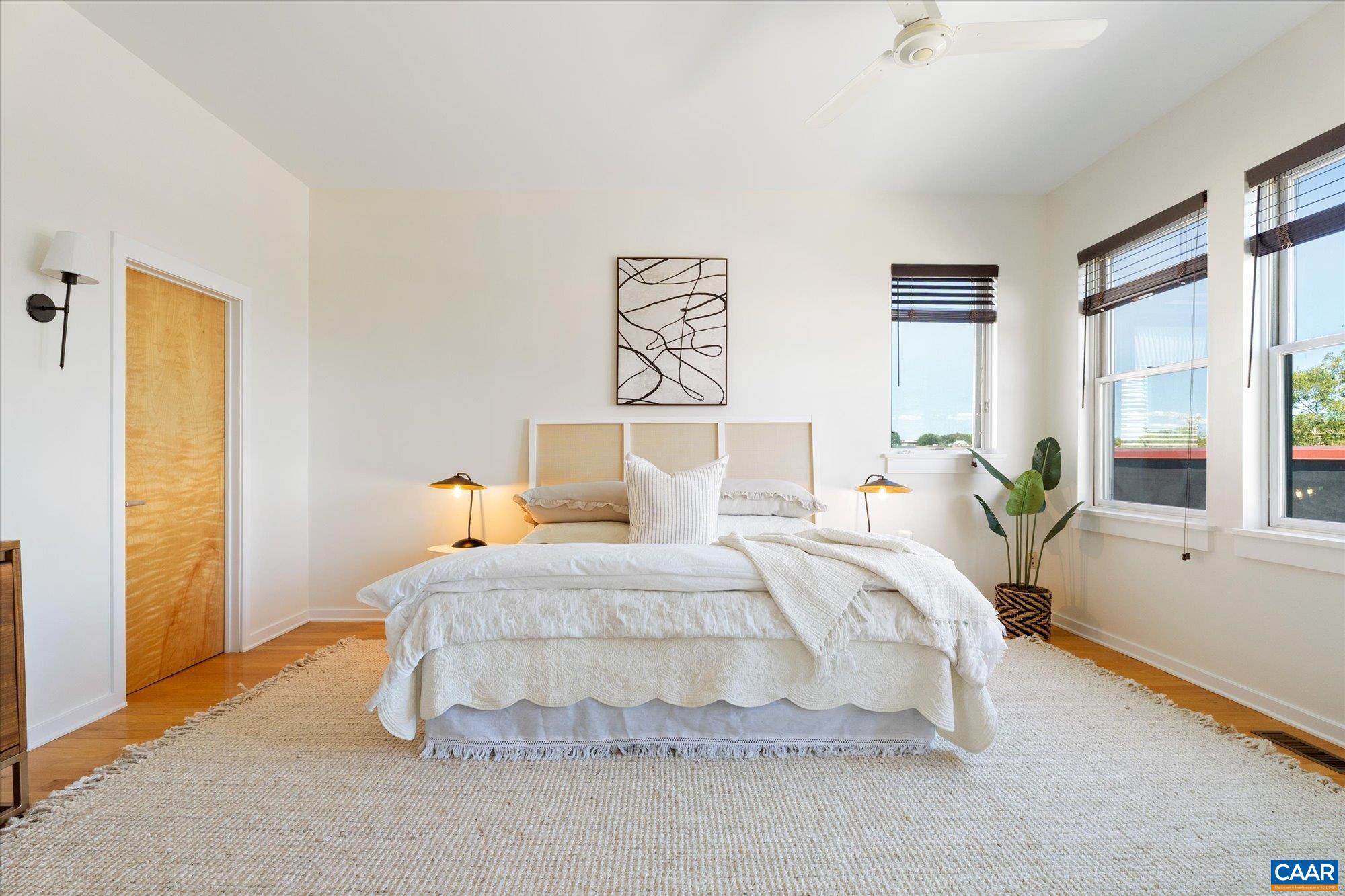 202 DOUGLAS AVE, CHARLOTTESVILLE, Virginia 22902, 2 Bedrooms Bedrooms, ,2 BathroomsBathrooms,Residential,Belmont Penthouse,202 DOUGLAS AVE,674857 MLS # 674857