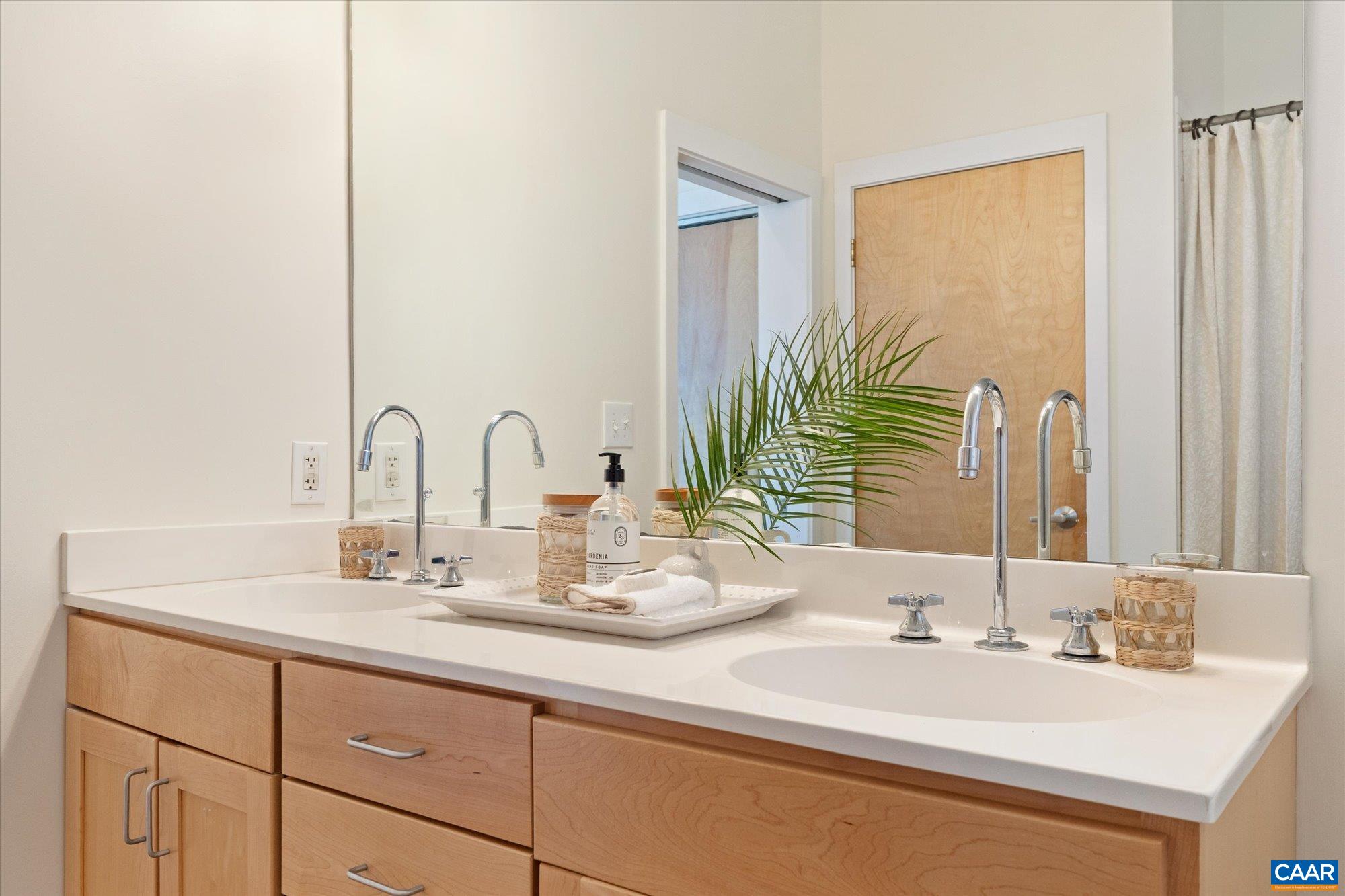 202 DOUGLAS AVE, CHARLOTTESVILLE, Virginia 22902, 2 Bedrooms Bedrooms, ,2 BathroomsBathrooms,Residential,Belmont Penthouse,202 DOUGLAS AVE,674857 MLS # 674857