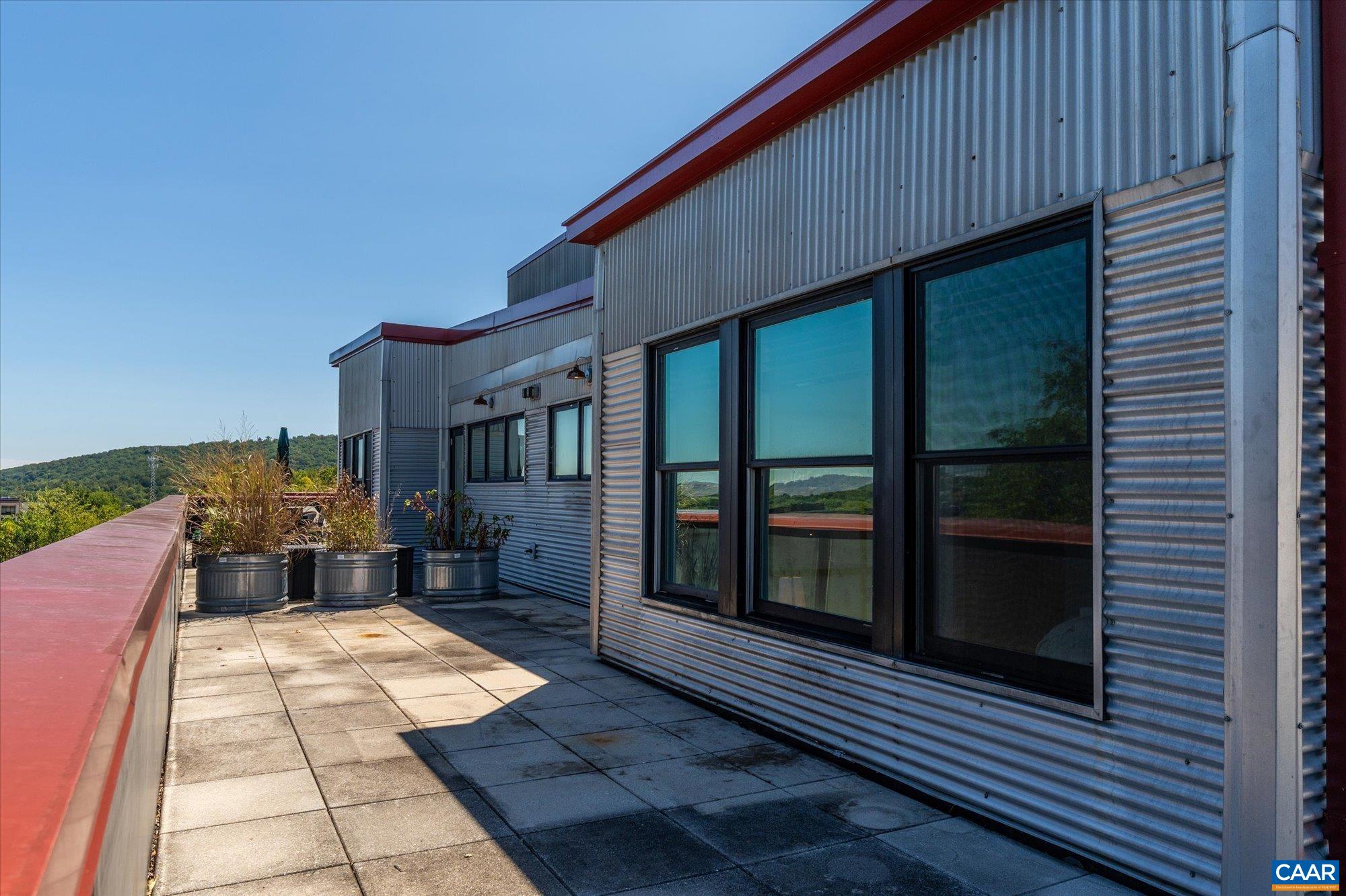 202 DOUGLAS AVE, CHARLOTTESVILLE, Virginia 22902, 2 Bedrooms Bedrooms, ,2 BathroomsBathrooms,Residential,Belmont Penthouse,202 DOUGLAS AVE,674857 MLS # 674857