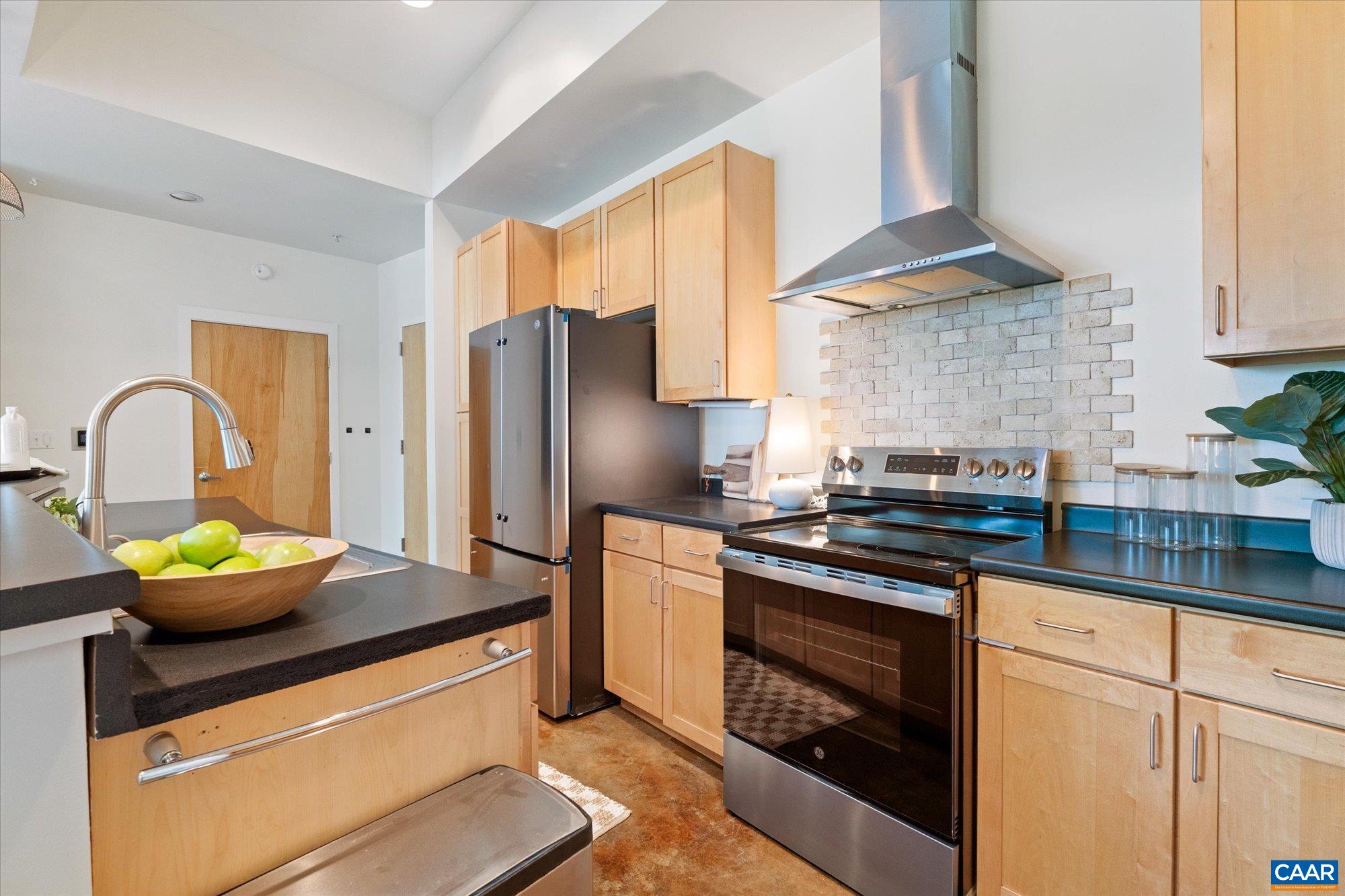 202 DOUGLAS AVE, CHARLOTTESVILLE, Virginia 22902, 2 Bedrooms Bedrooms, ,2 BathroomsBathrooms,Residential,Belmont Penthouse,202 DOUGLAS AVE,674857 MLS # 674857