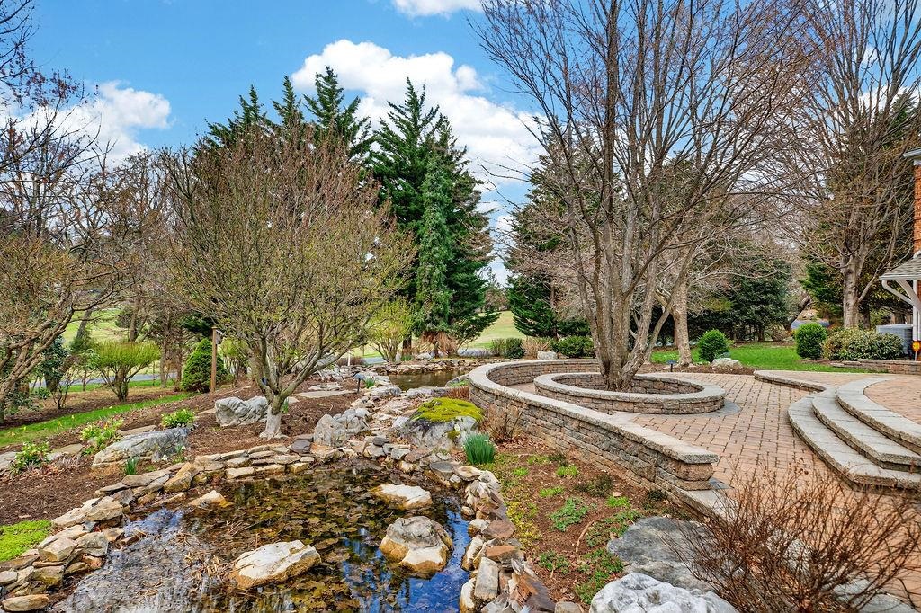 5 TRACE DR, STAUNTON, Virginia 24401, 4 Bedrooms Bedrooms, ,3 BathroomsBathrooms,Residential,5 TRACE DR,674859 MLS # 674859