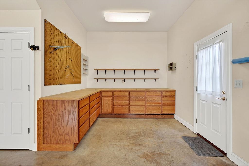 5 TRACE DR, STAUNTON, Virginia 24401, 4 Bedrooms Bedrooms, ,3 BathroomsBathrooms,Residential,5 TRACE DR,674859 MLS # 674859