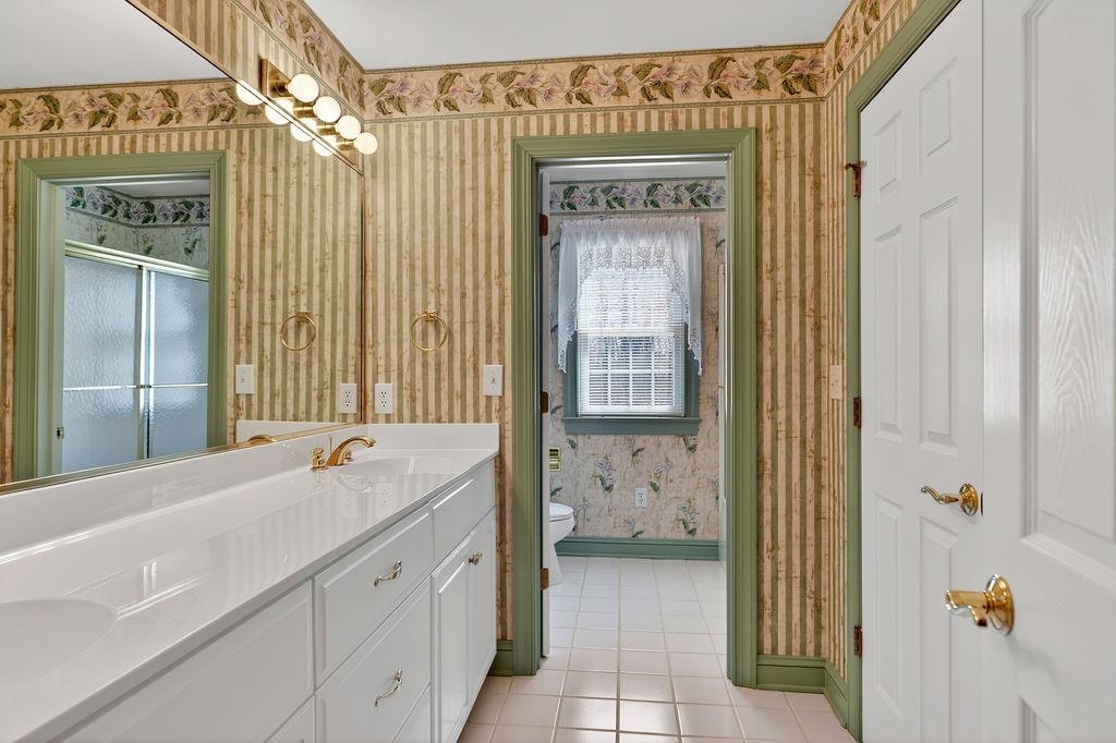 5 TRACE DR, STAUNTON, Virginia 24401, 4 Bedrooms Bedrooms, ,3 BathroomsBathrooms,Residential,5 TRACE DR,674859 MLS # 674859