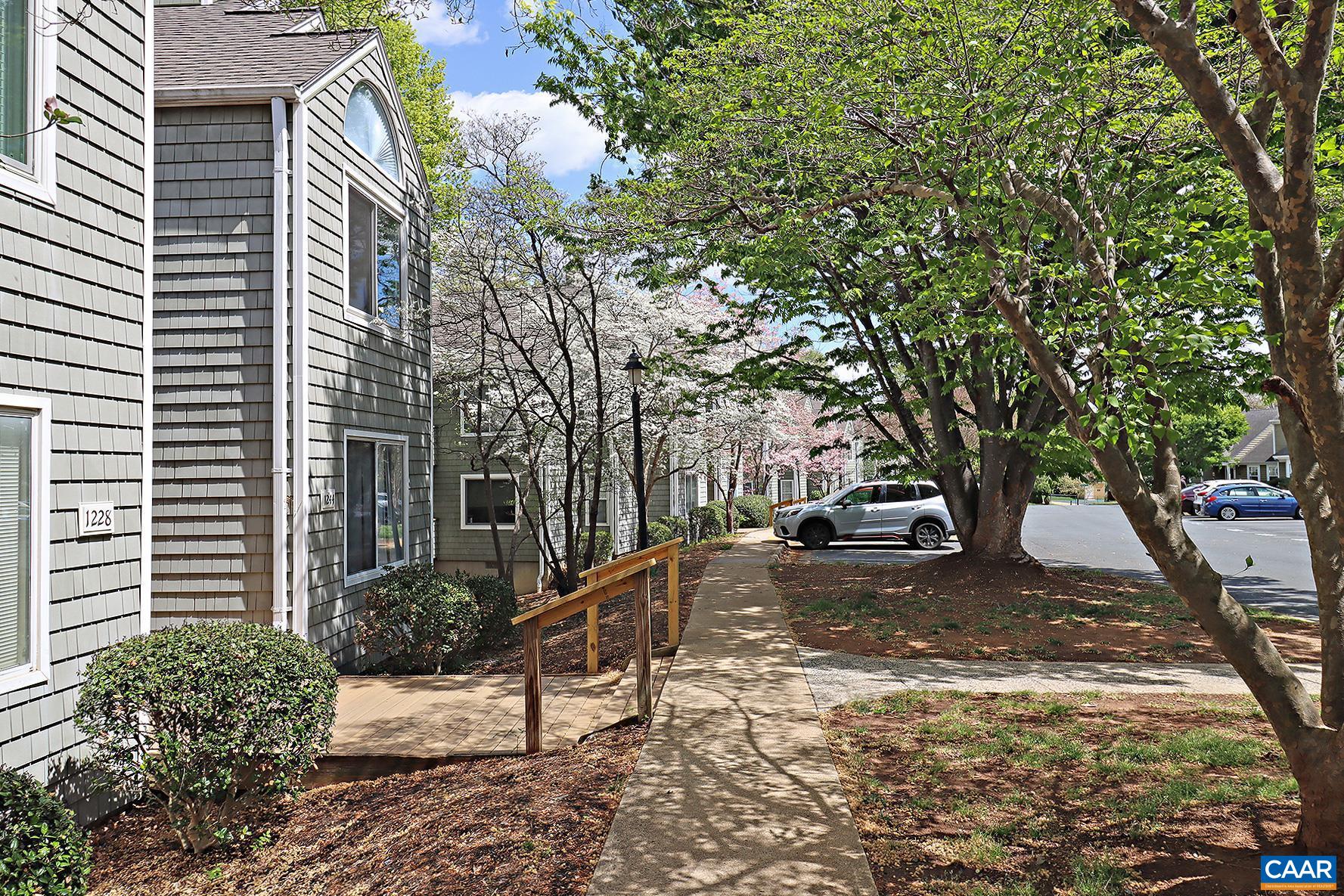 1242 CLIFDEN GREENE, CHARLOTTESVILLE, Virginia 22901, 3 Bedrooms Bedrooms, ,2 BathroomsBathrooms,Residential,1242 CLIFDEN GREENE,674865 MLS # 674865