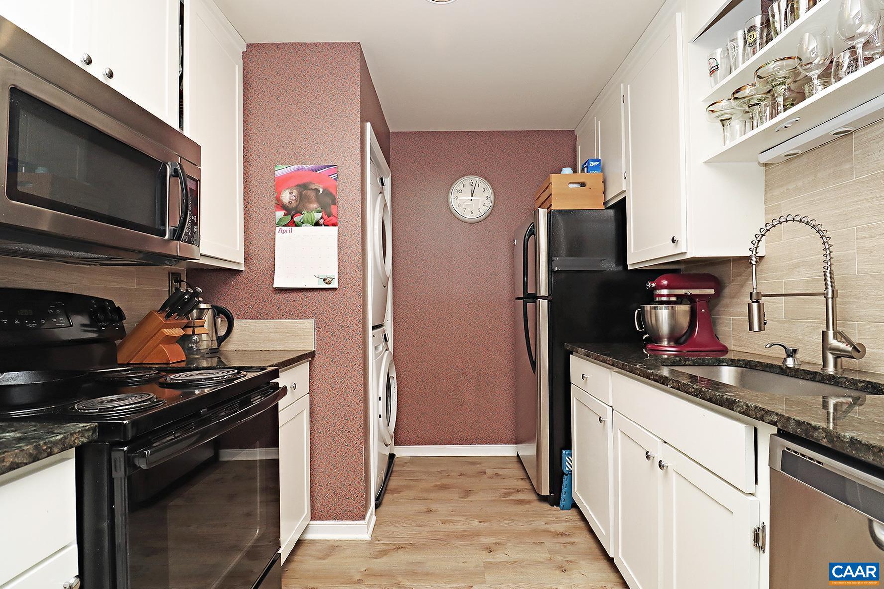 1242 CLIFDEN GREENE, CHARLOTTESVILLE, Virginia 22901, 3 Bedrooms Bedrooms, ,2 BathroomsBathrooms,Residential,1242 CLIFDEN GREENE,674865 MLS # 674865