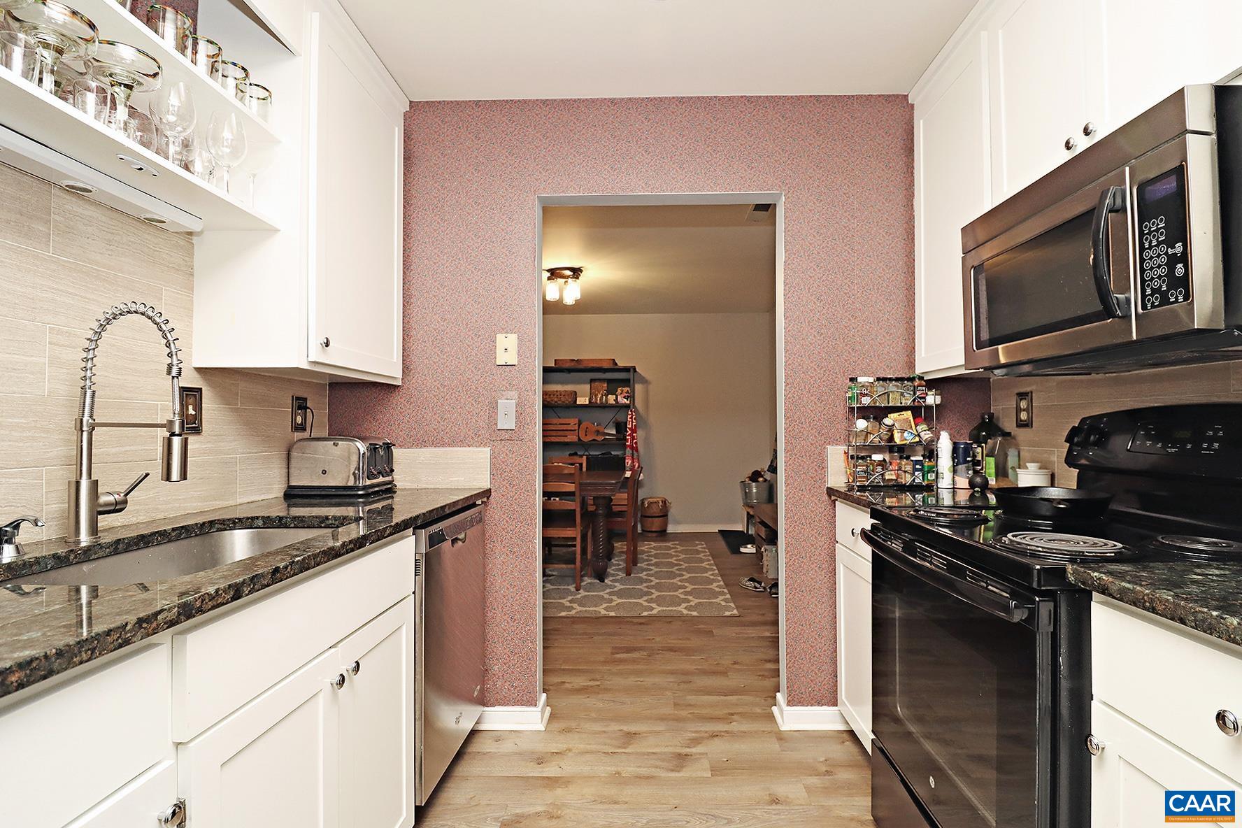 1242 CLIFDEN GREENE, CHARLOTTESVILLE, Virginia 22901, 3 Bedrooms Bedrooms, ,2 BathroomsBathrooms,Residential,1242 CLIFDEN GREENE,674865 MLS # 674865