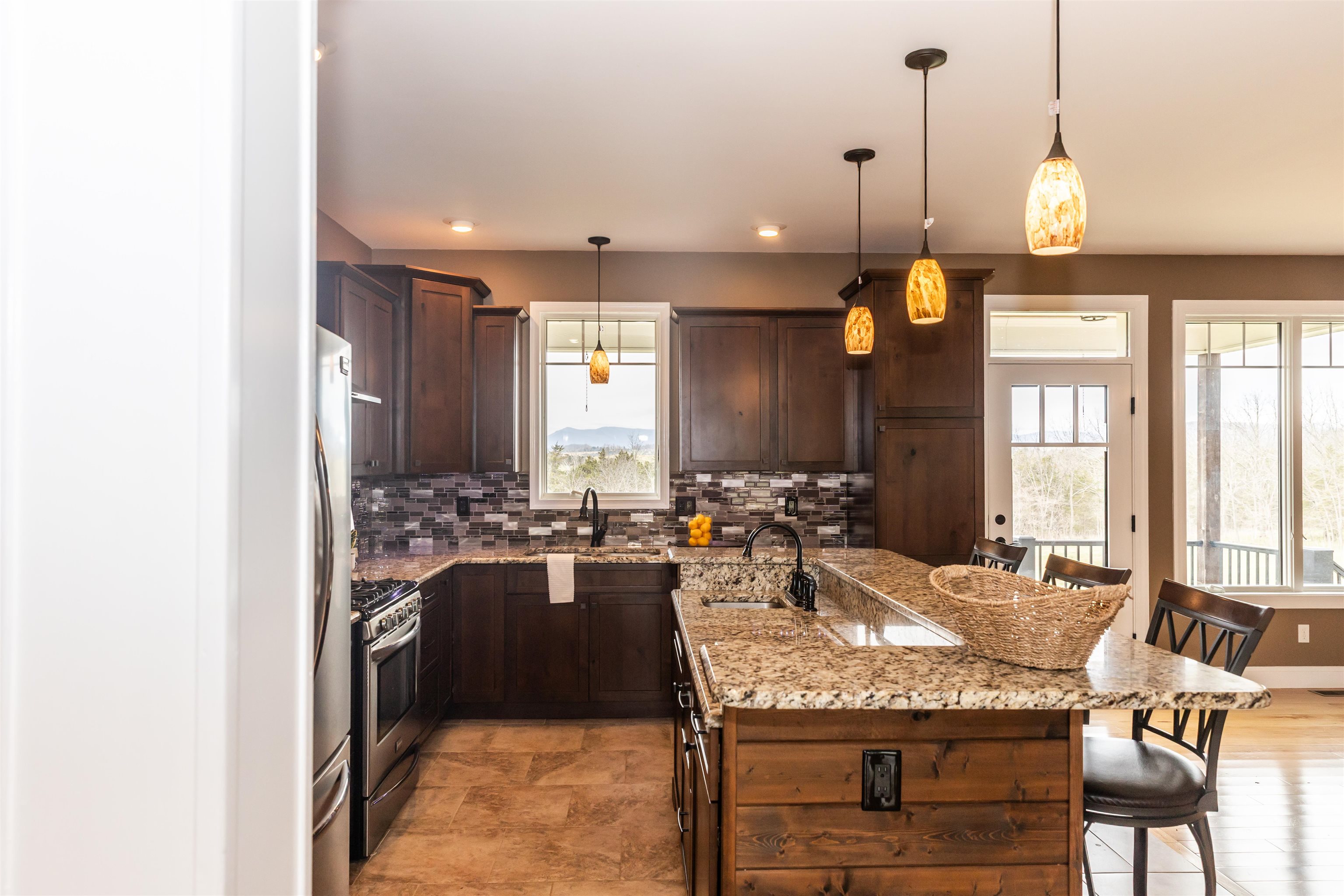 165 NE MARL RIDGE RD, LEXINGTON, Virginia 24450, 4 Bedrooms Bedrooms, ,3 BathroomsBathrooms,Residential,165 NE MARL RIDGE RD,674866 MLS # 674866