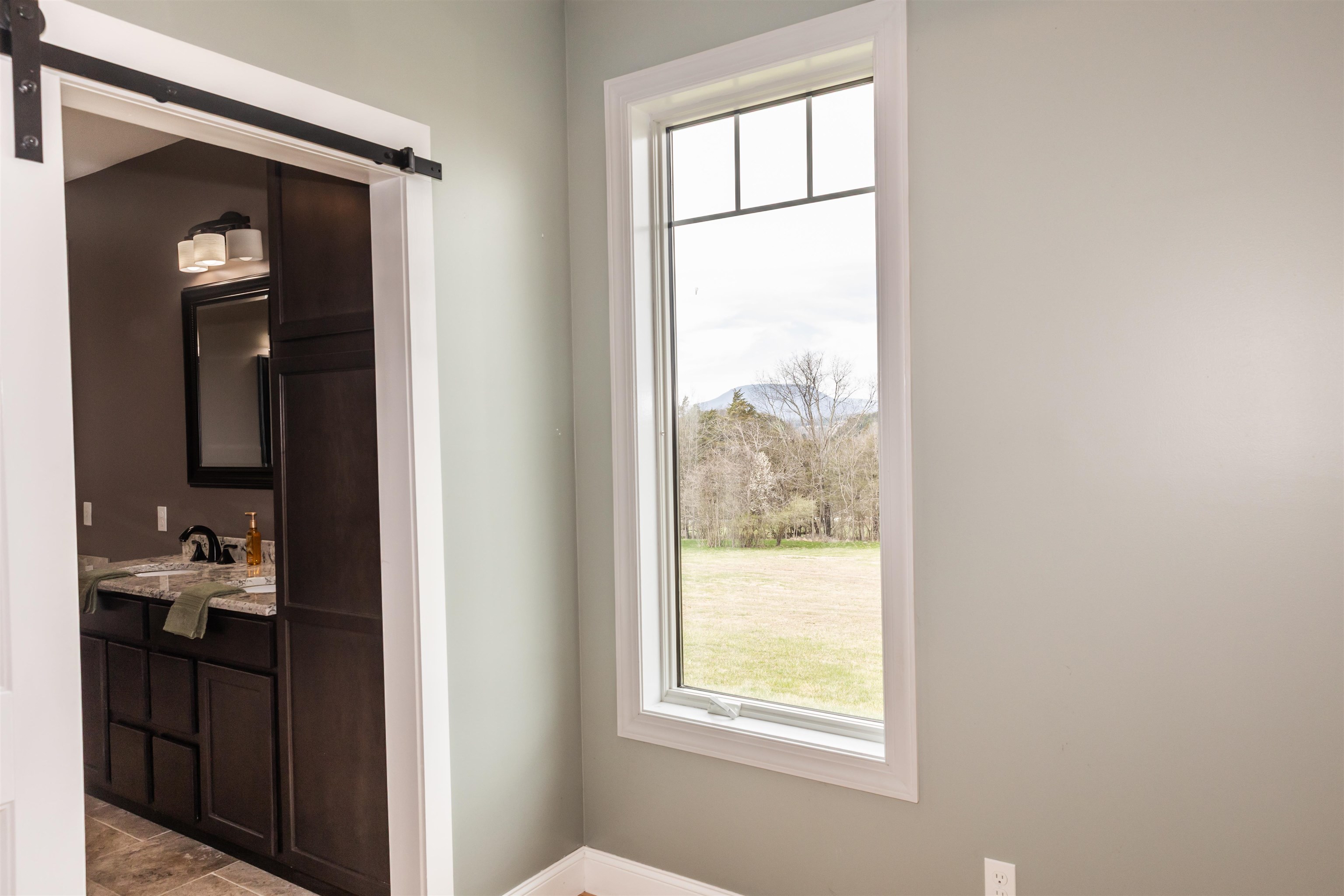 165 NE MARL RIDGE RD, LEXINGTON, Virginia 24450, 4 Bedrooms Bedrooms, ,3 BathroomsBathrooms,Residential,165 NE MARL RIDGE RD,674866 MLS # 674866