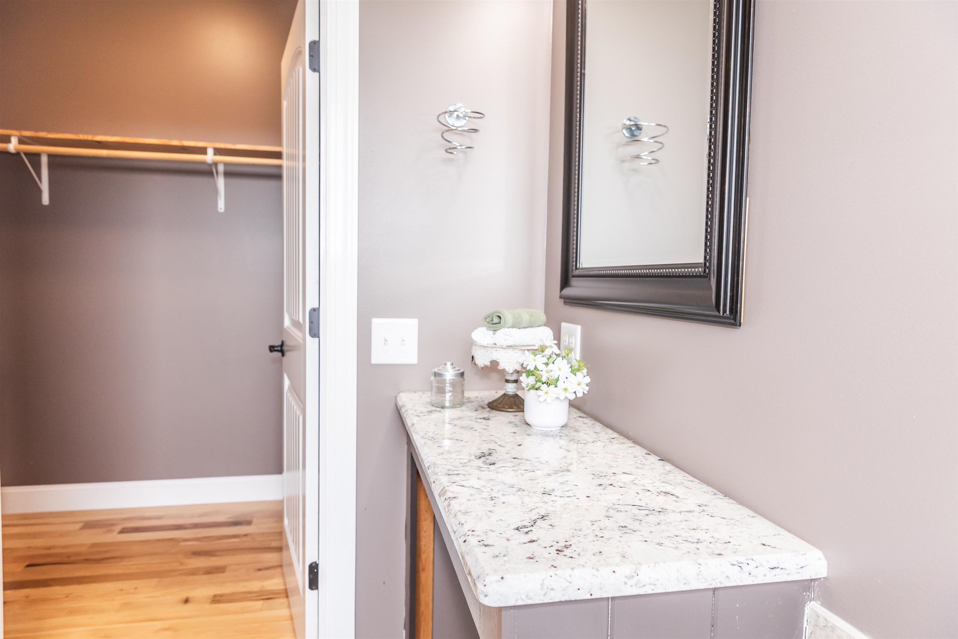 165 NE MARL RIDGE RD, LEXINGTON, Virginia 24450, 4 Bedrooms Bedrooms, ,3 BathroomsBathrooms,Residential,165 NE MARL RIDGE RD,674866 MLS # 674866