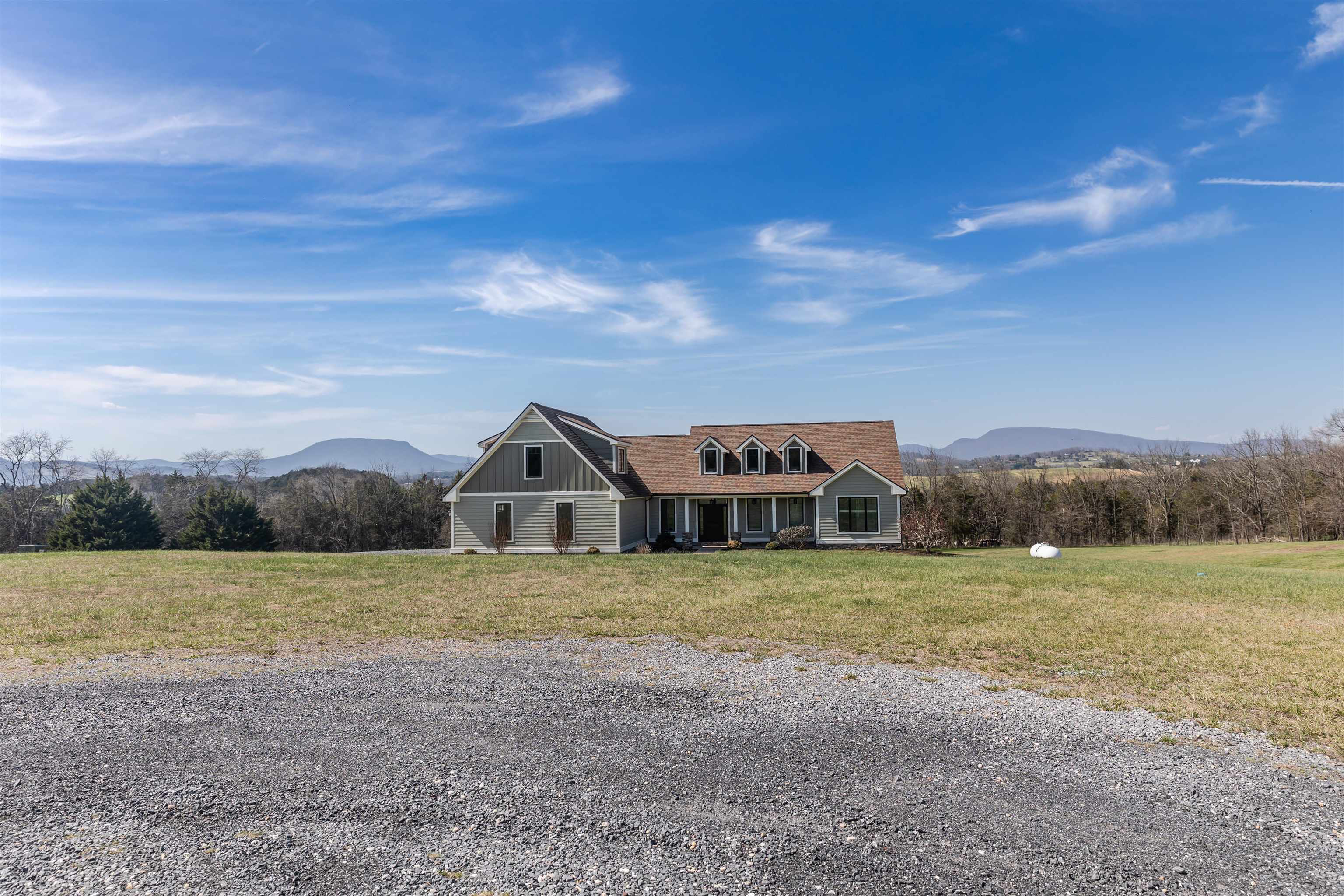 165 NE MARL RIDGE RD, LEXINGTON, Virginia 24450, 4 Bedrooms Bedrooms, ,3 BathroomsBathrooms,Residential,165 NE MARL RIDGE RD,674866 MLS # 674866