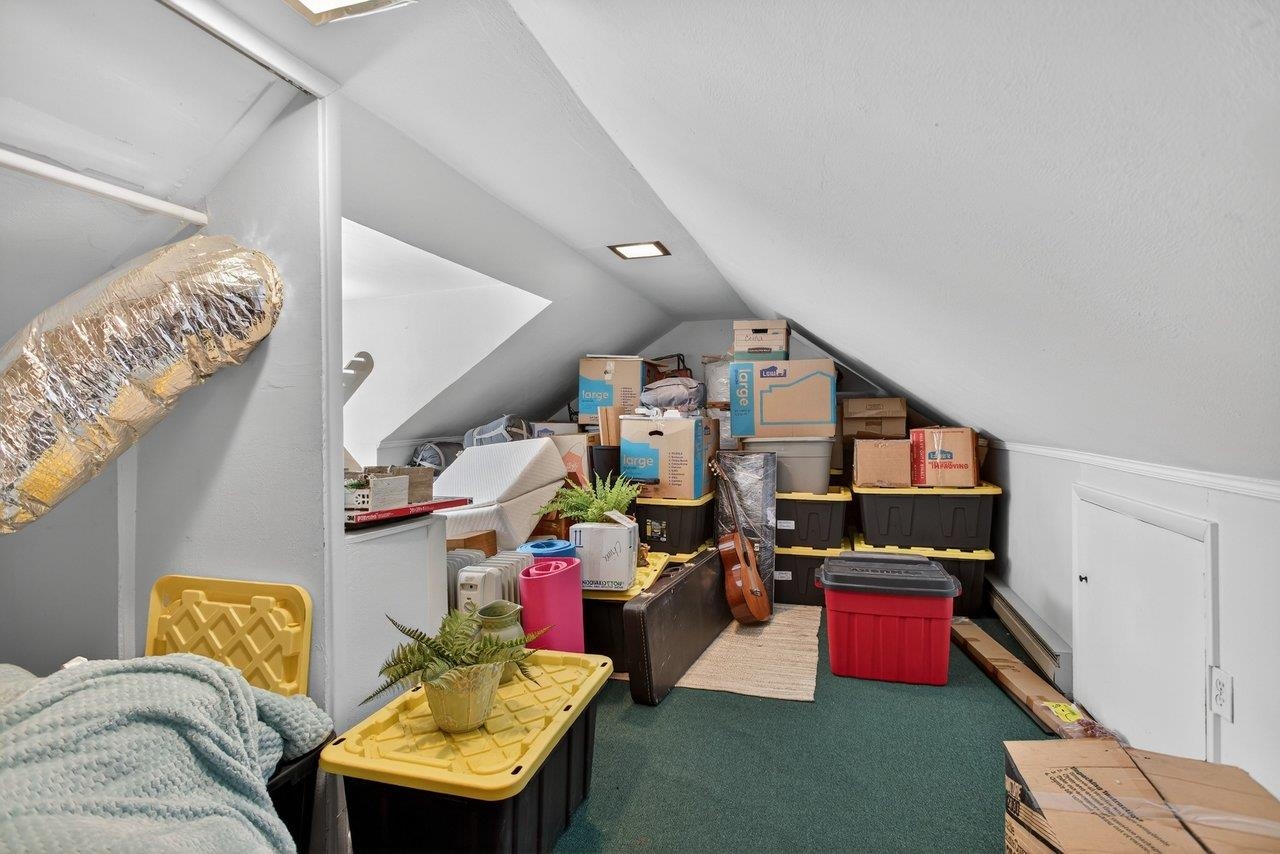 207 BURNLEY DR, STAUNTON, Virginia 24401, 4 Bedrooms Bedrooms, ,2 BathroomsBathrooms,Residential,207 BURNLEY DR,674871 MLS # 674871