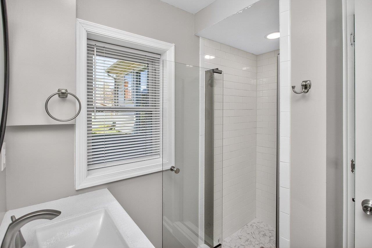 207 BURNLEY DR, STAUNTON, Virginia 24401, 4 Bedrooms Bedrooms, ,2 BathroomsBathrooms,Residential,207 BURNLEY DR,674871 MLS # 674871